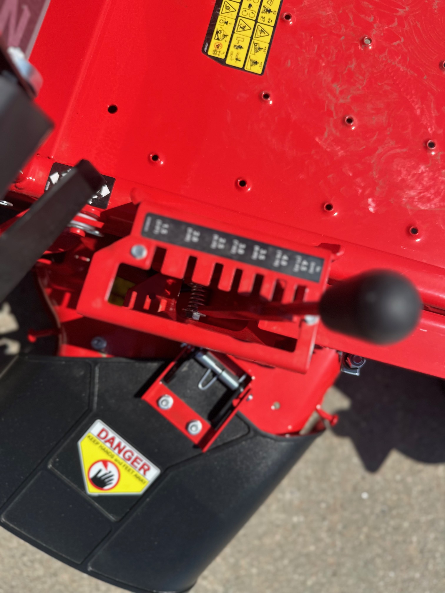 2025 Gravely ZT 34 in. Kawasaki FR600V 18 hp - Photo 10