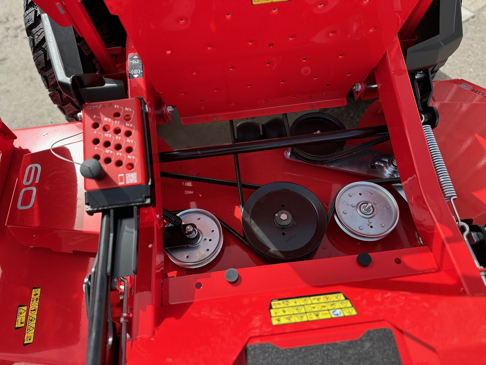 2025 Gravely ZT HD 60 in. Kawasaki FR730V 24 hp - Photo 5