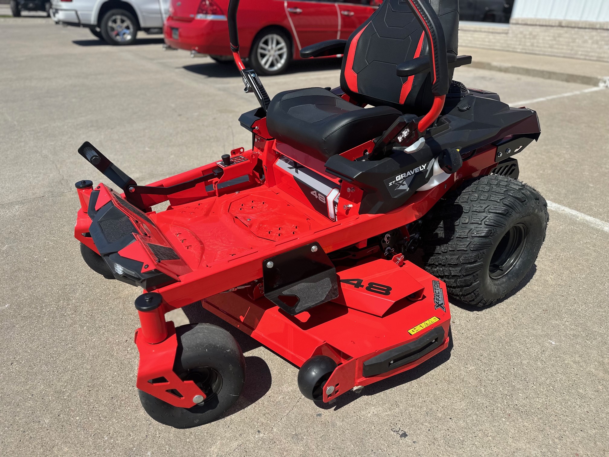 2025 Gravely ZT X 48 in. Kawasaki FR651V 21.5 hp - Photo 4