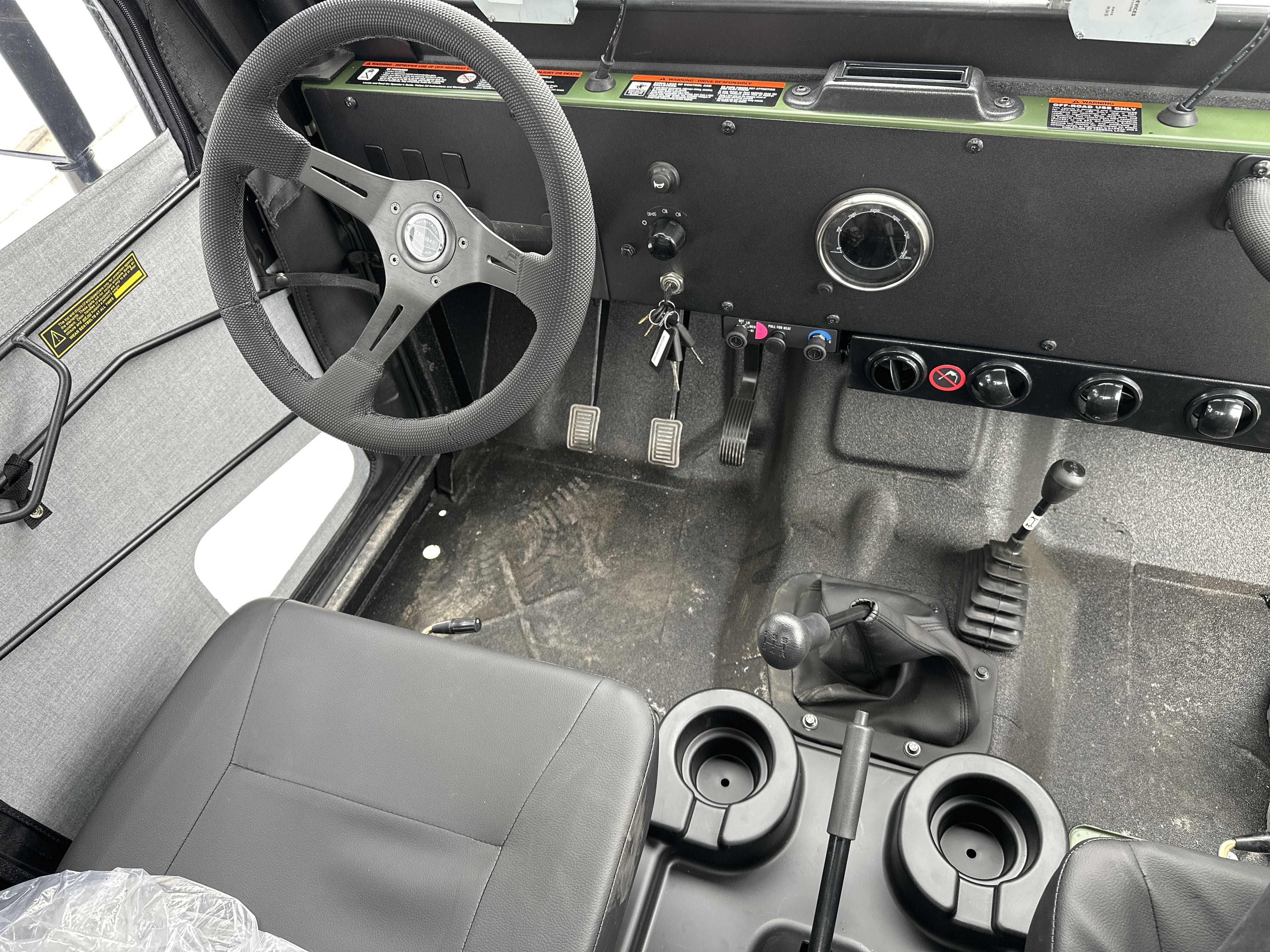 2024 Mahindra ROXOR All Weather Cab - Photo 2