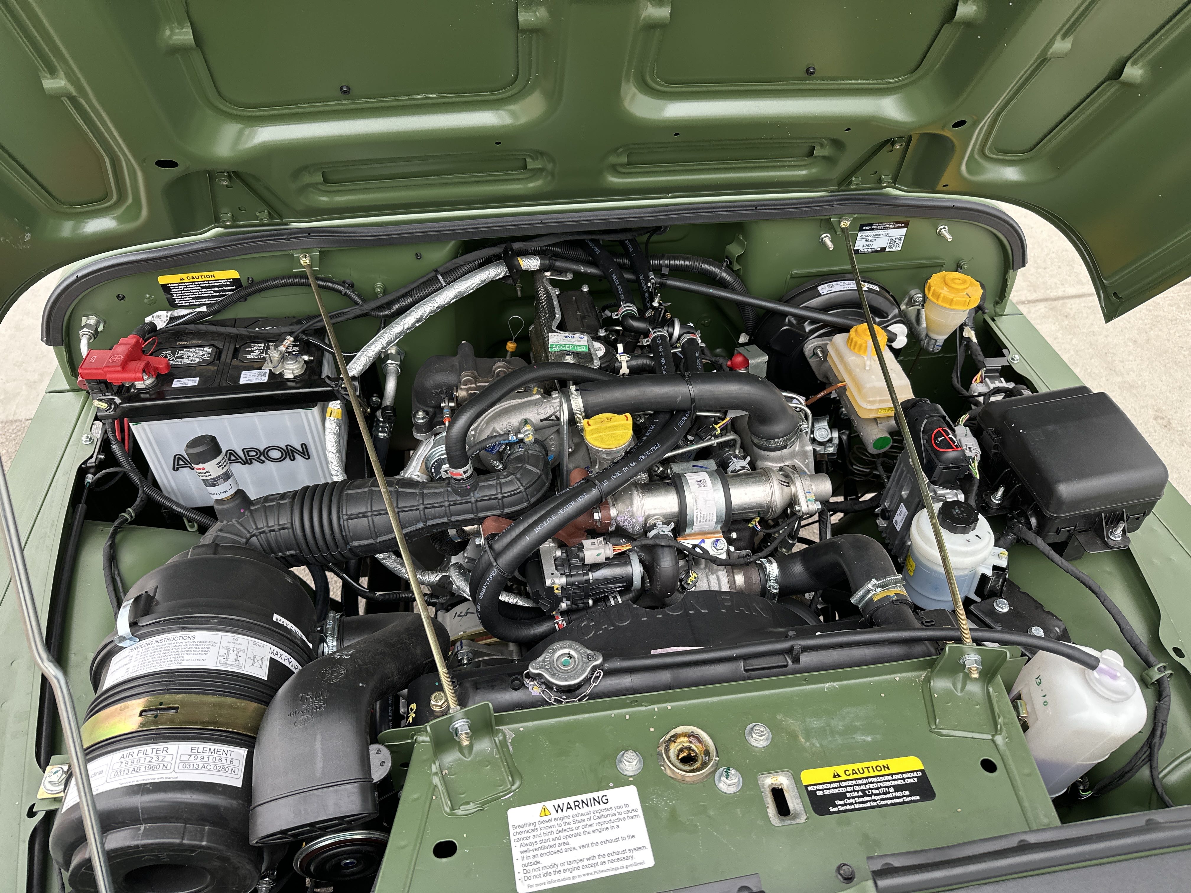 2024 Mahindra ROXOR All Weather Cab - Photo 4