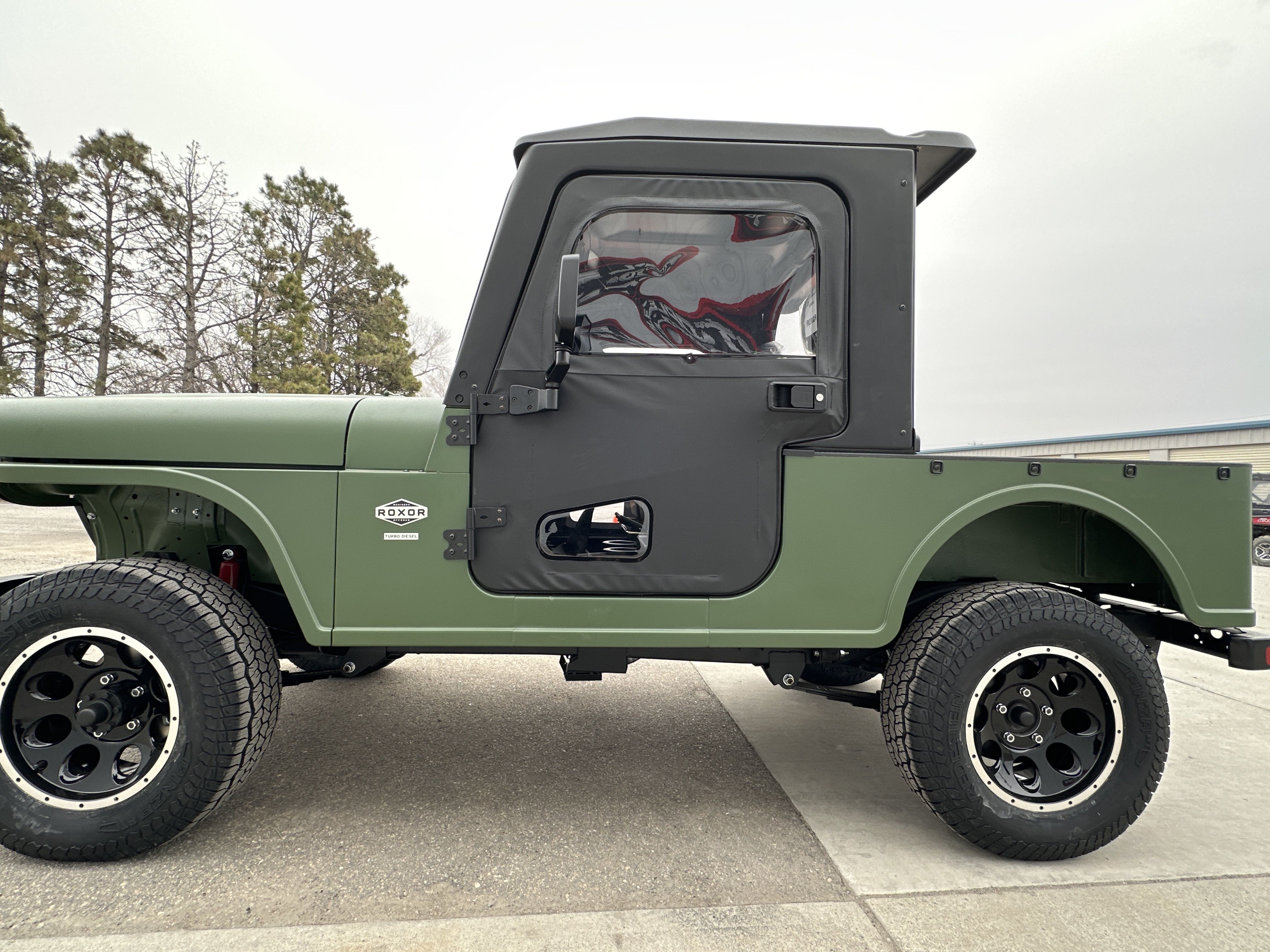 2024 Mahindra ROXOR All Weather Cab - Photo 8