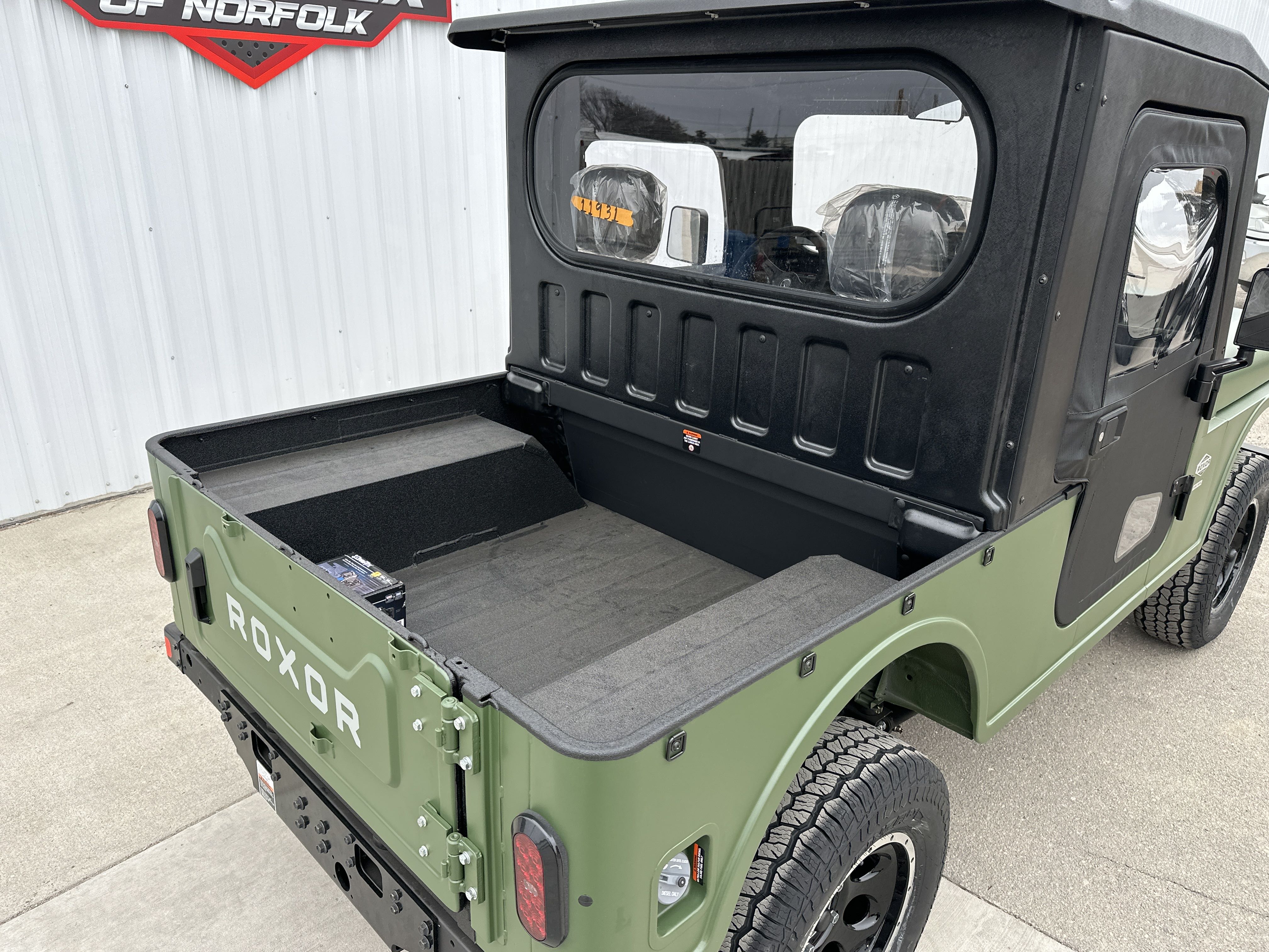 2024 Mahindra ROXOR All Weather Cab - Photo 10