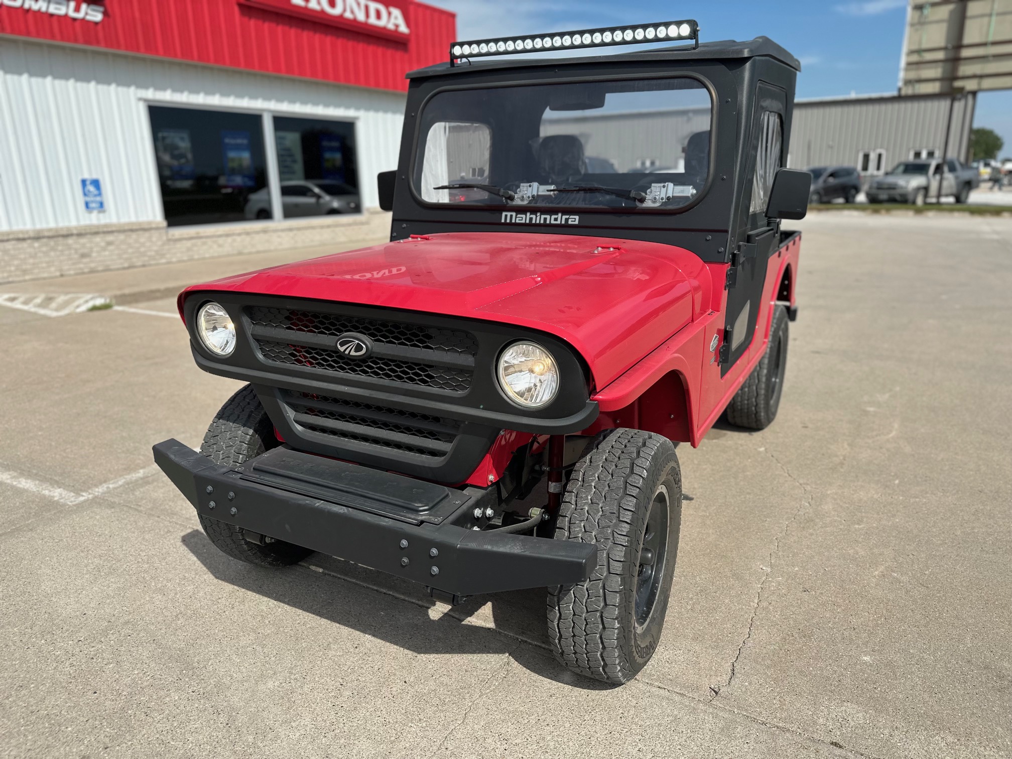 2024 Mahindra ROXOR ALL WEATHER CAB - RED - Photo 4