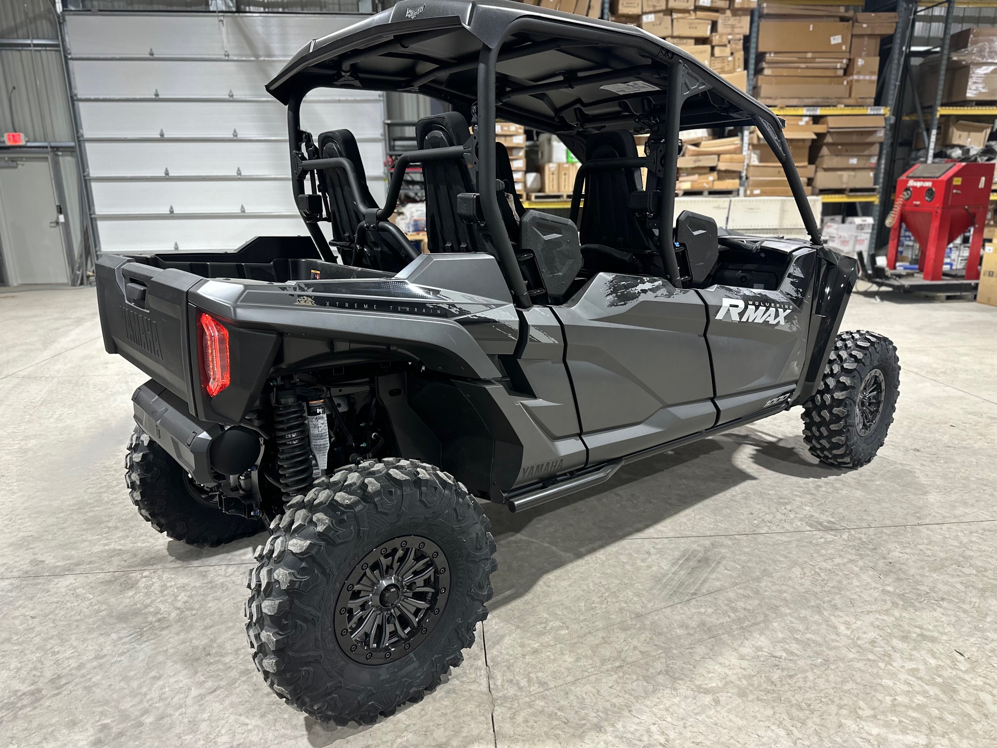 2025 Yamaha Wolverine RMAX4 1000 XT-R - Photo 16
