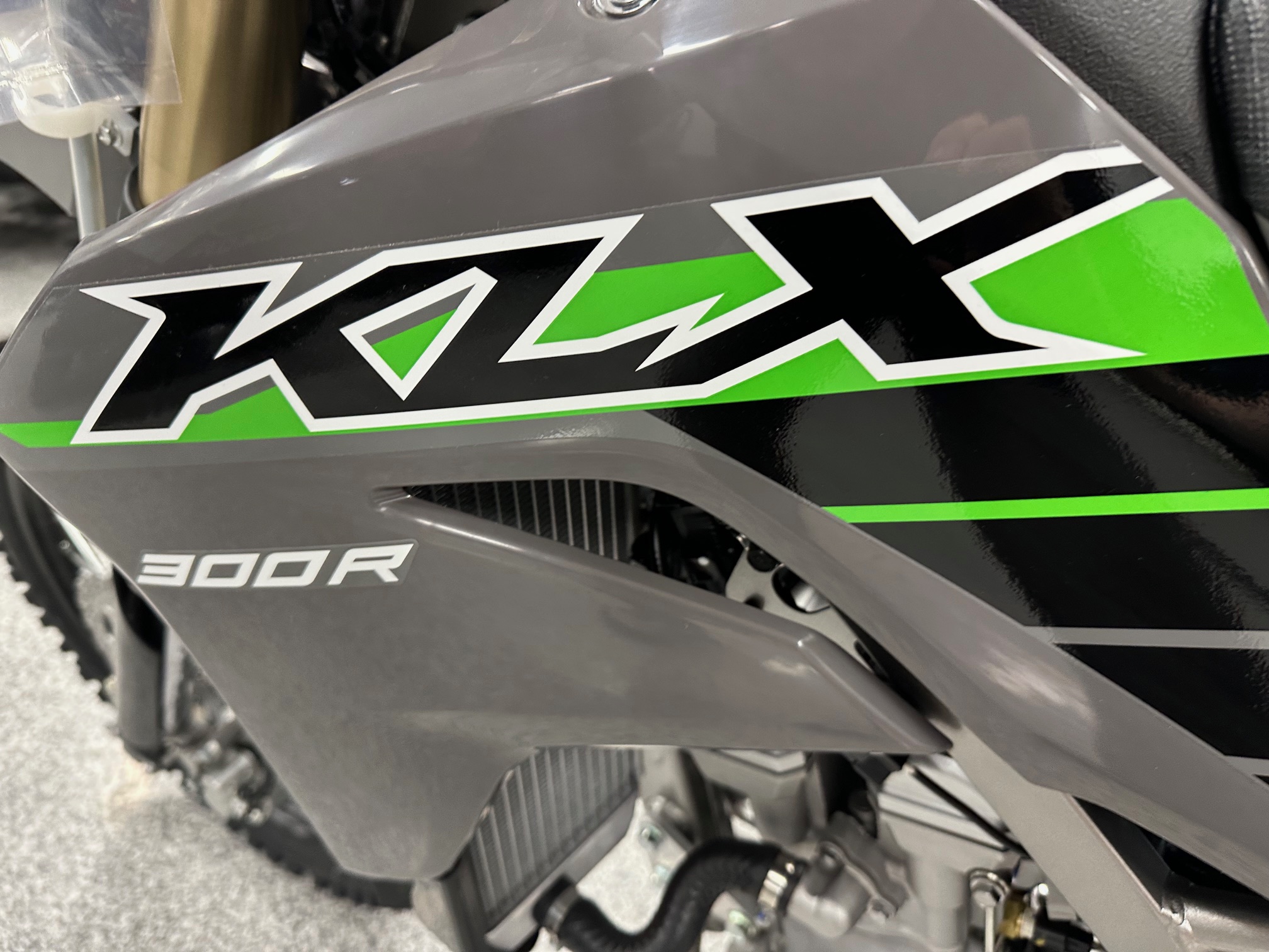 2025 Kawasaki KLX 230R S - Photo 12