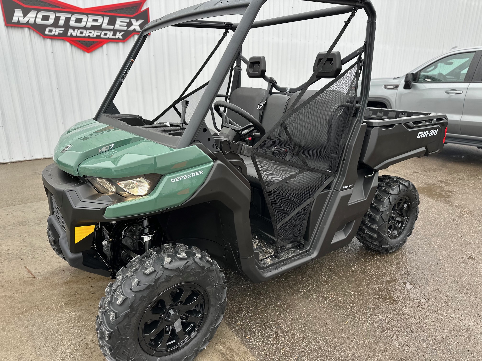 2025 Can-Am Defender DPS HD7 - Photo 4
