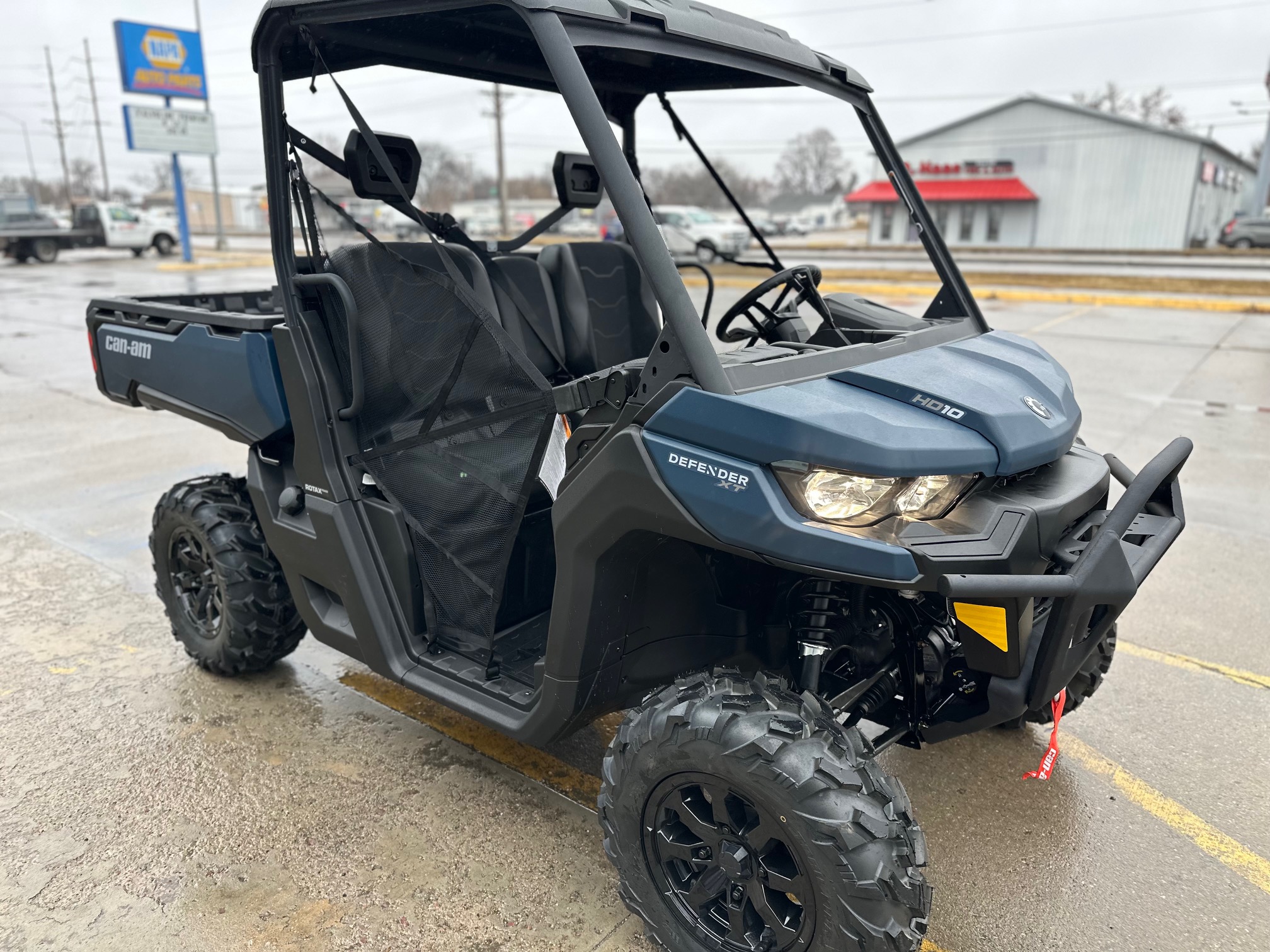 2025 Can-Am Defender XT HD10 - Photo 6