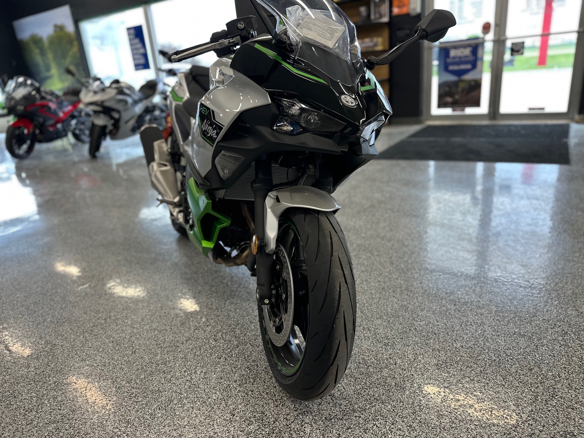 2024 Kawasaki Ninja 7 Hybrid ABS - Photo 5