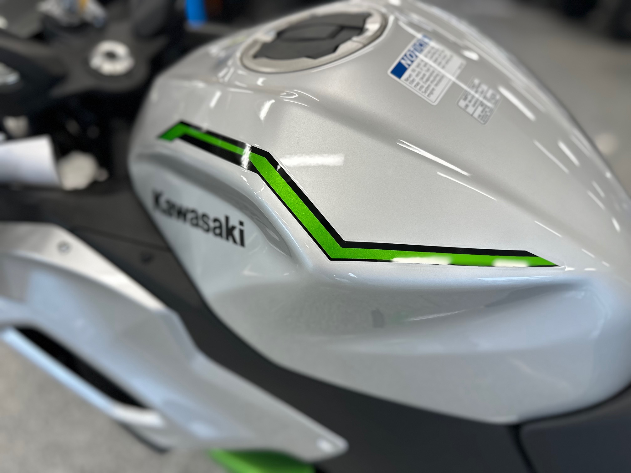 2024 Kawasaki Ninja 7 Hybrid ABS - Photo 12