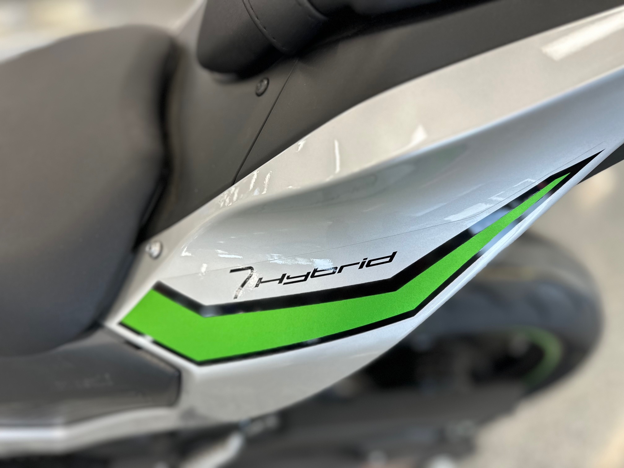 2024 Kawasaki Ninja 7 Hybrid ABS - Photo 13