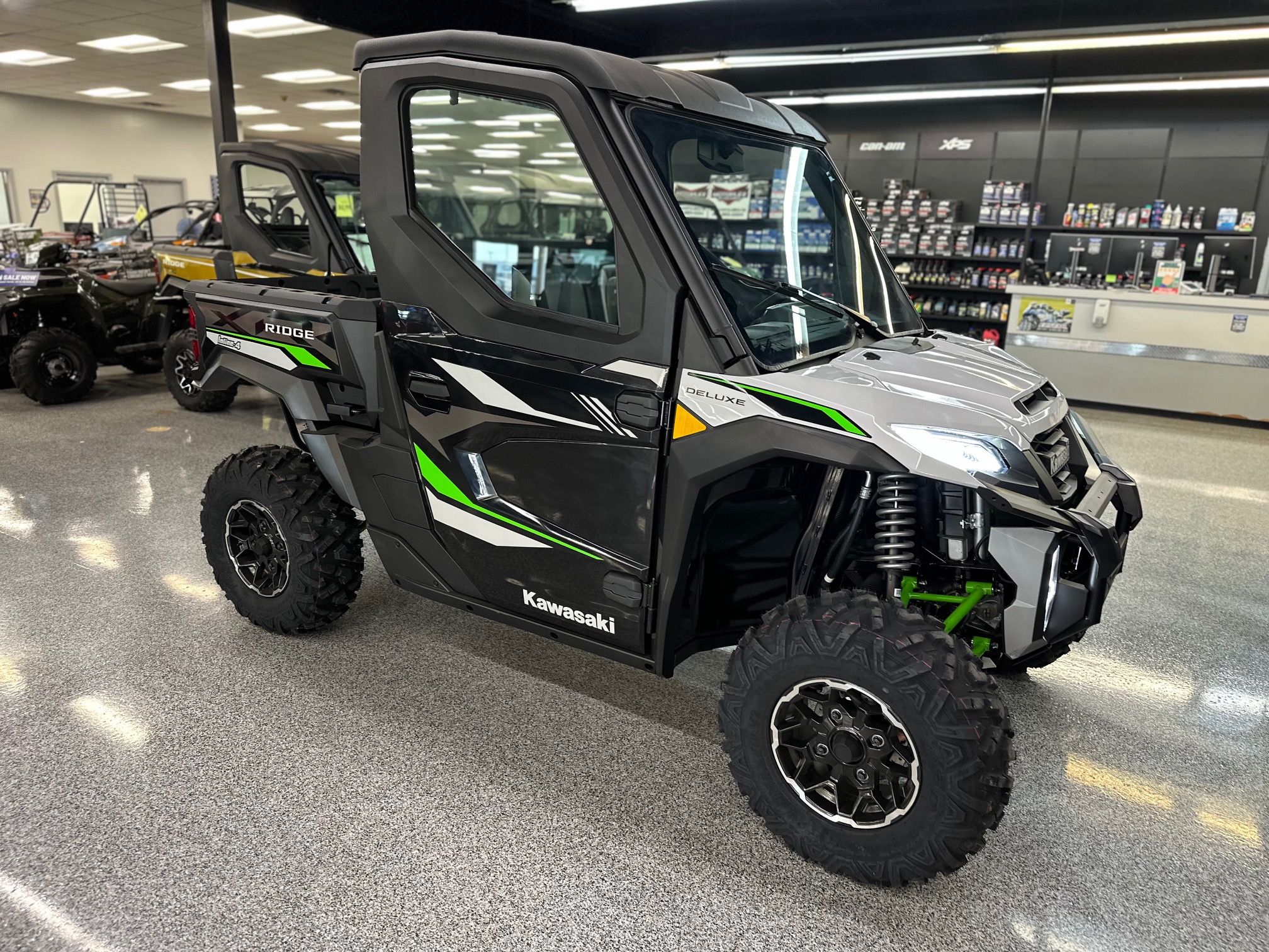 2025 Kawasaki RIDGE XR Deluxe HVAC - Photo 2