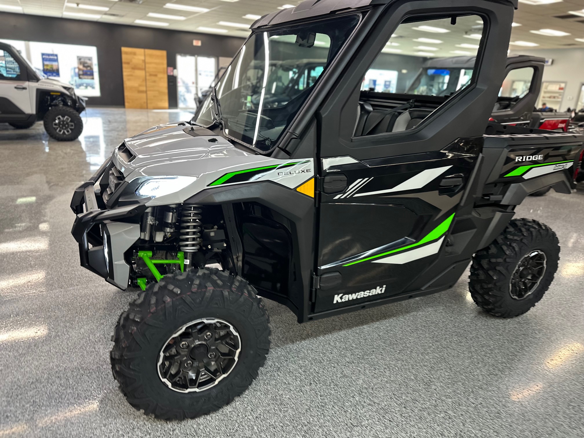 2025 Kawasaki RIDGE XR Deluxe HVAC - Photo 5