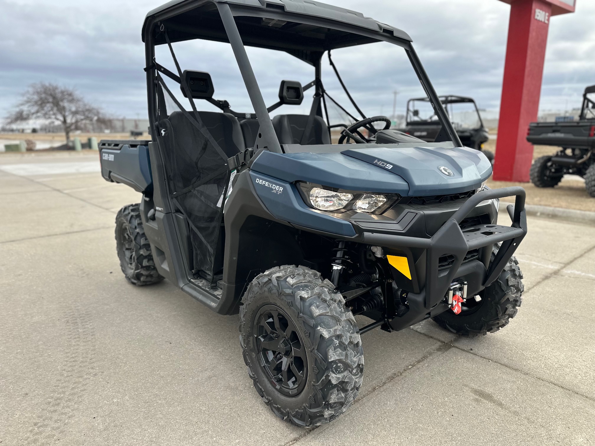 2025 Can-Am Defender XT HD9 - Photo 4