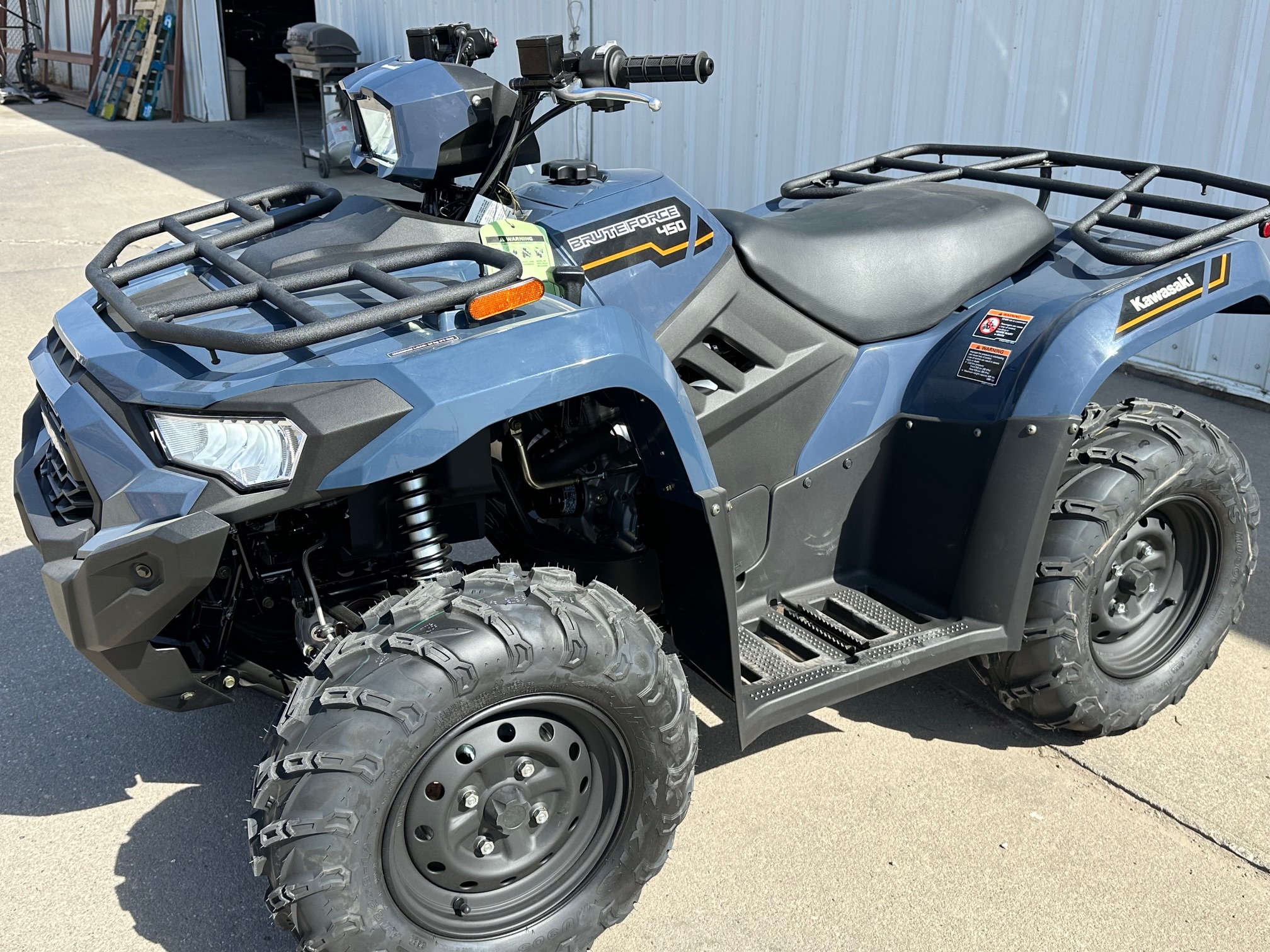 2025 Kawasaki Brute Force 450 4x4 - Photo 3