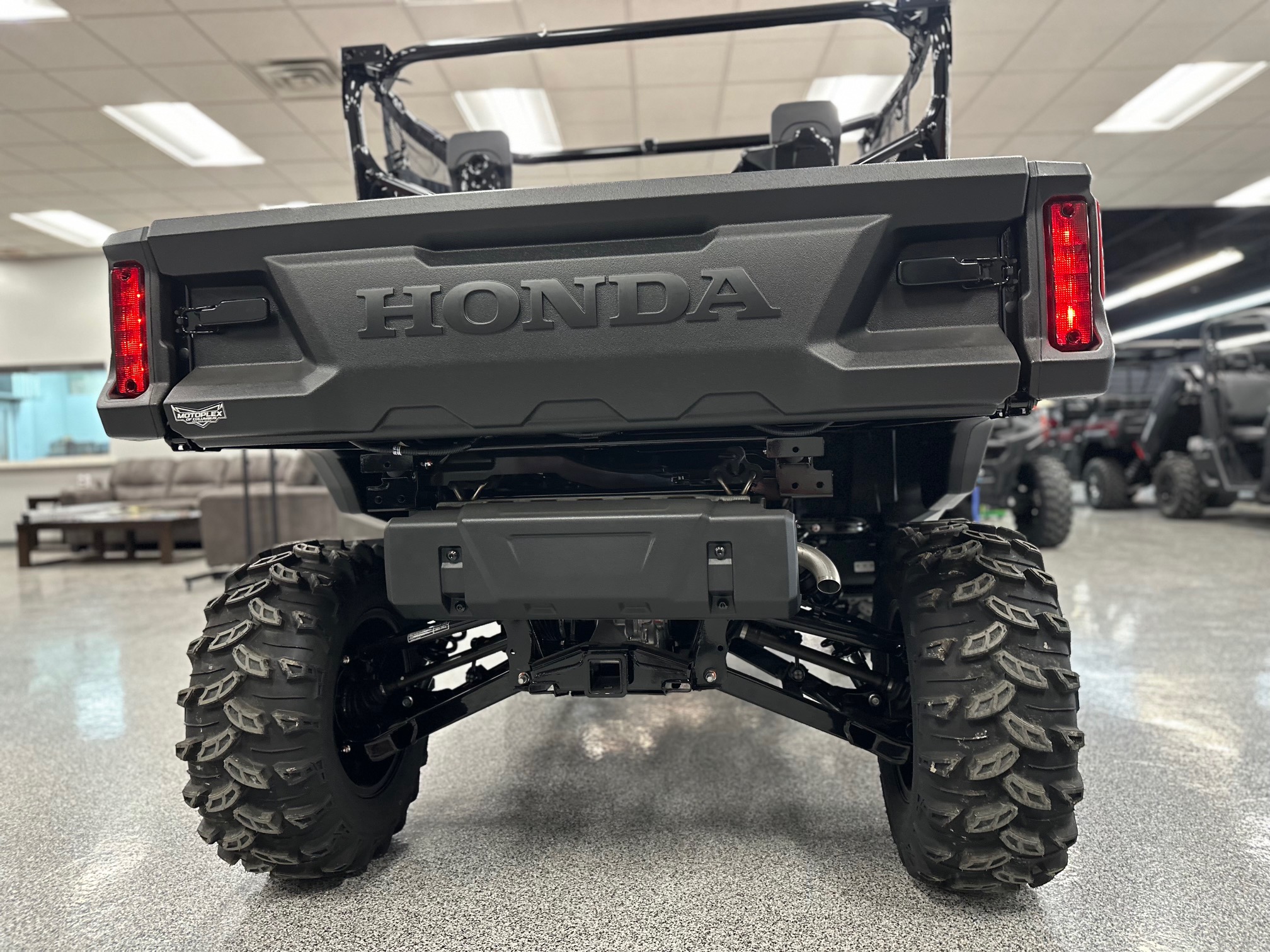 2025 Honda Pioneer 1000 Deluxe - Photo 8