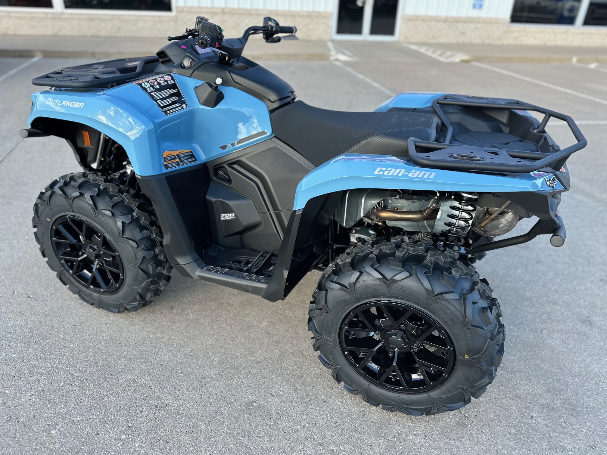 2026 Can-Am Outlander XT 700 - Photo 2