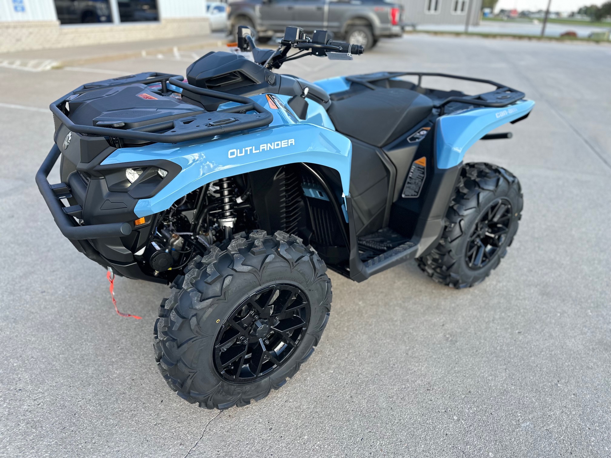 2026 Can-Am Outlander XT 700 - Photo 10