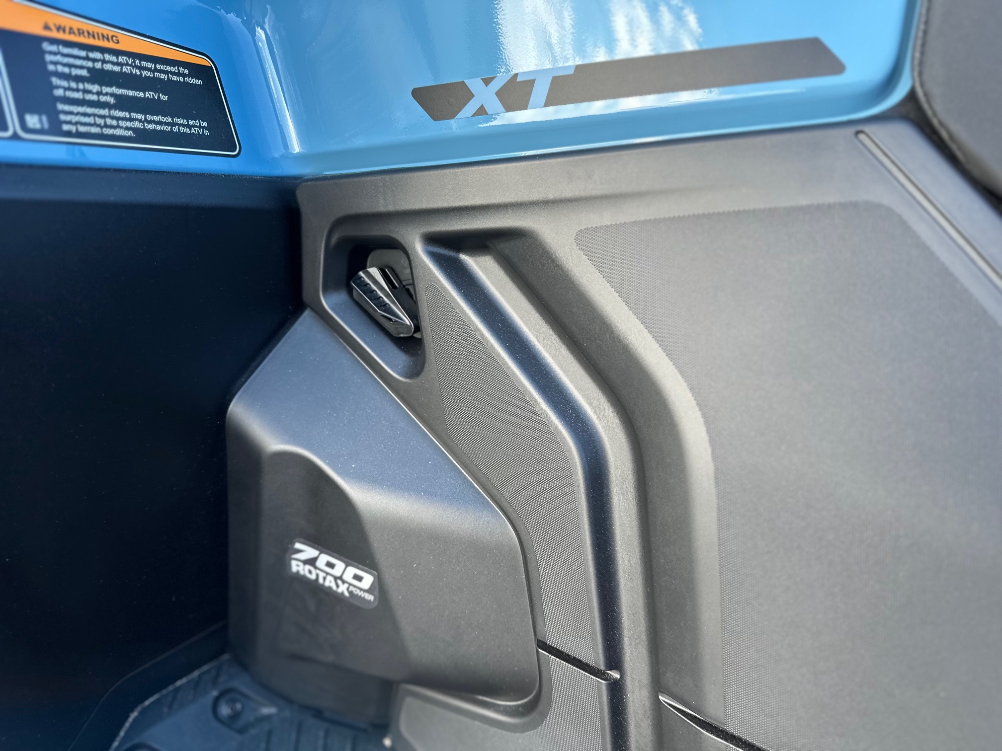 2026 Can-Am Outlander XT 700 - Photo 11
