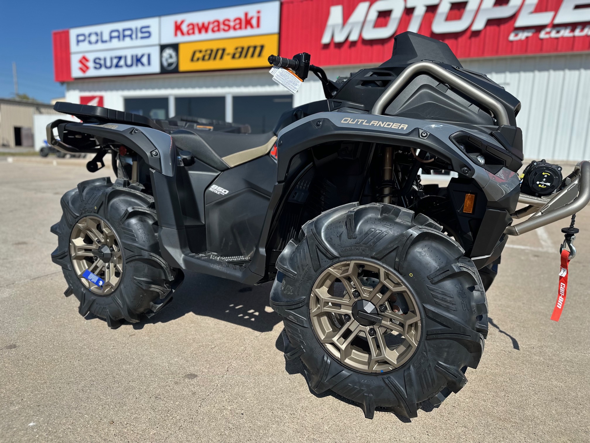 2026 Can-Am Outlander X MR 850 - Photo 2