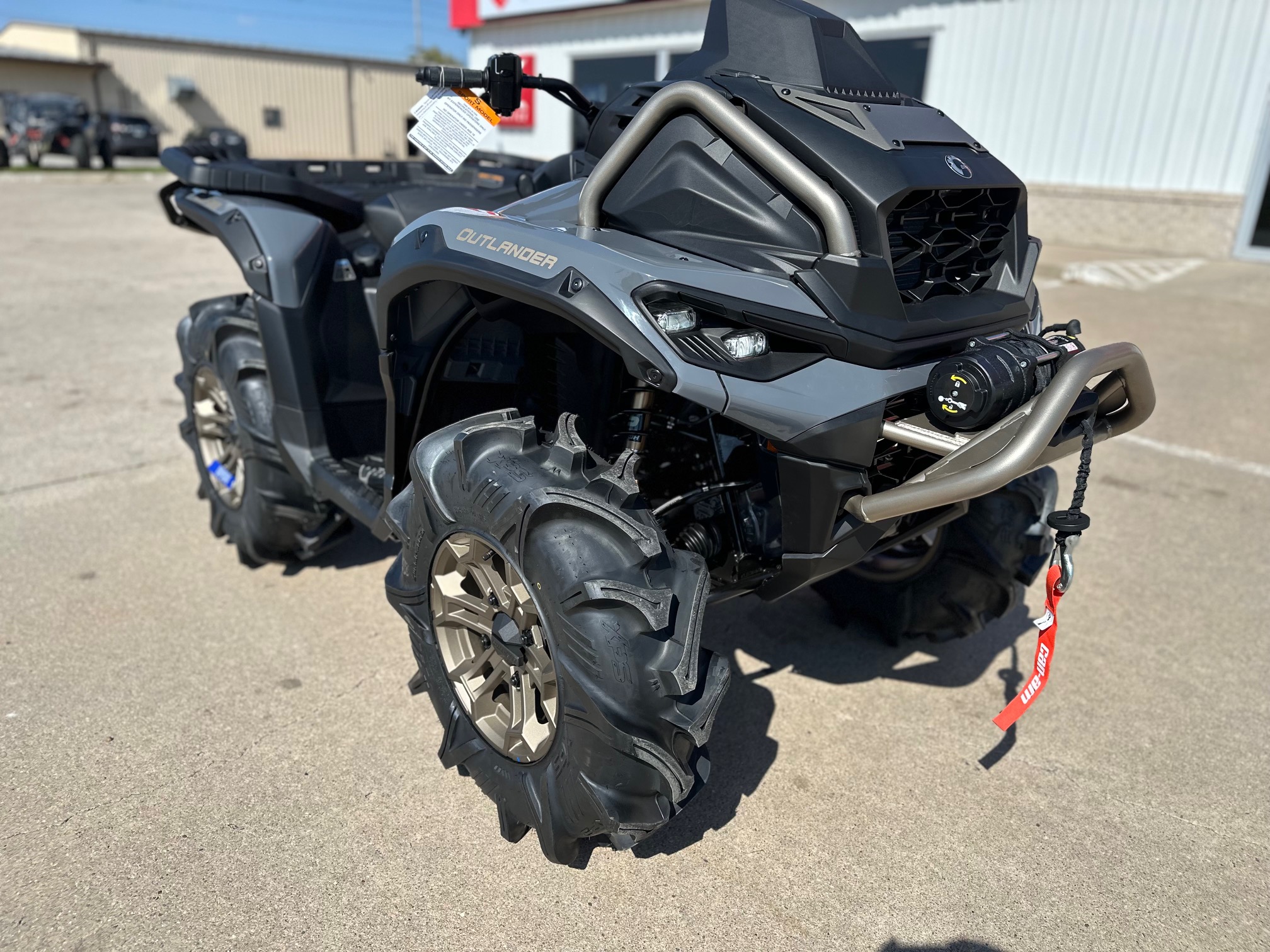 2026 Can-Am Outlander X MR 850 - Photo 3