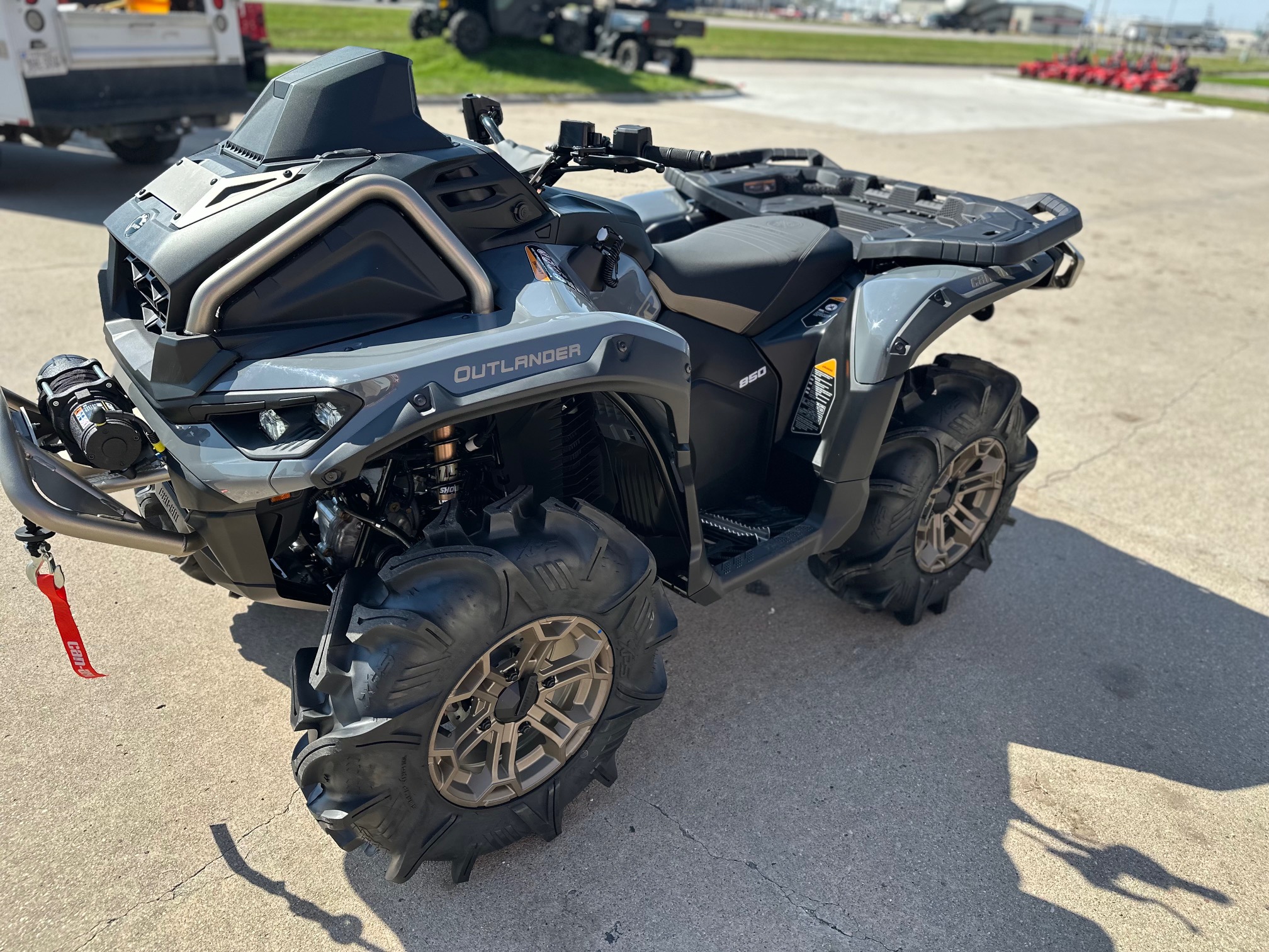 2026 Can-Am Outlander X MR 850 - Photo 6
