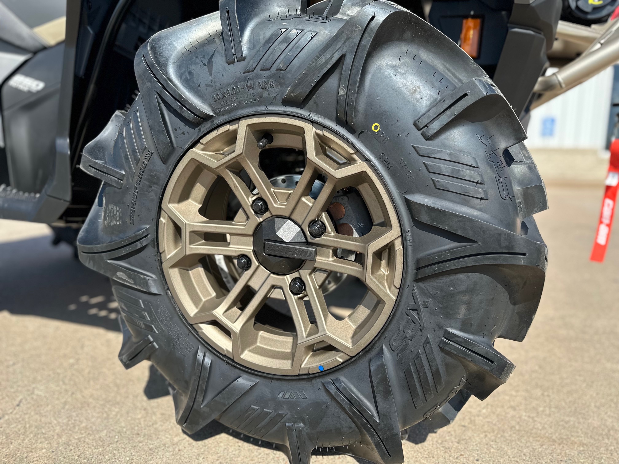 2026 Can-Am Outlander X MR 850 - Photo 18