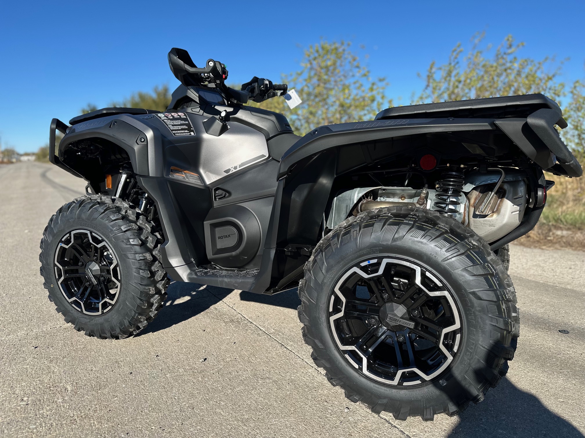 2026 Can-Am Outlander XT 850 - Photo 3