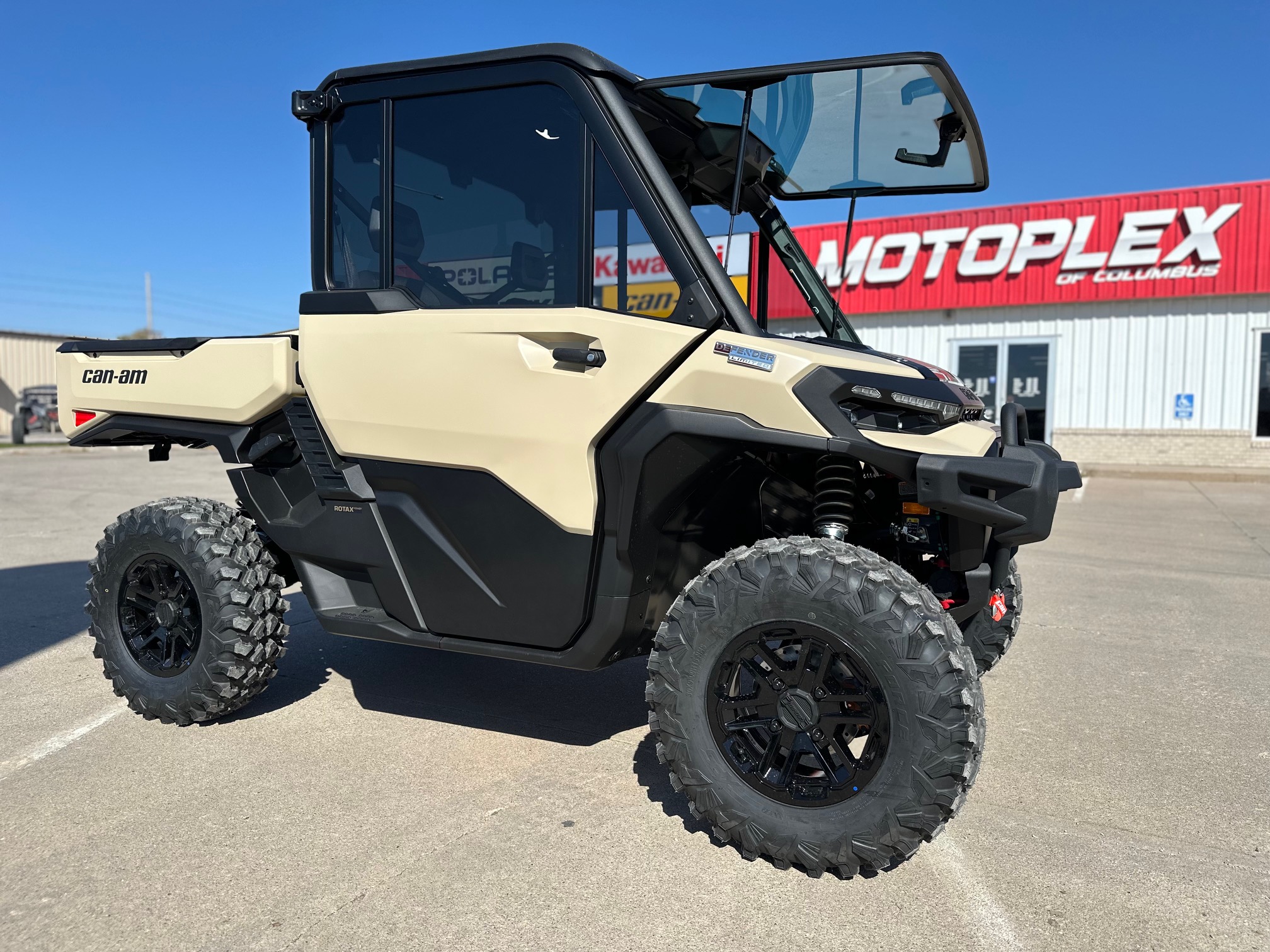 2026 Can-Am Defender Limited HD11