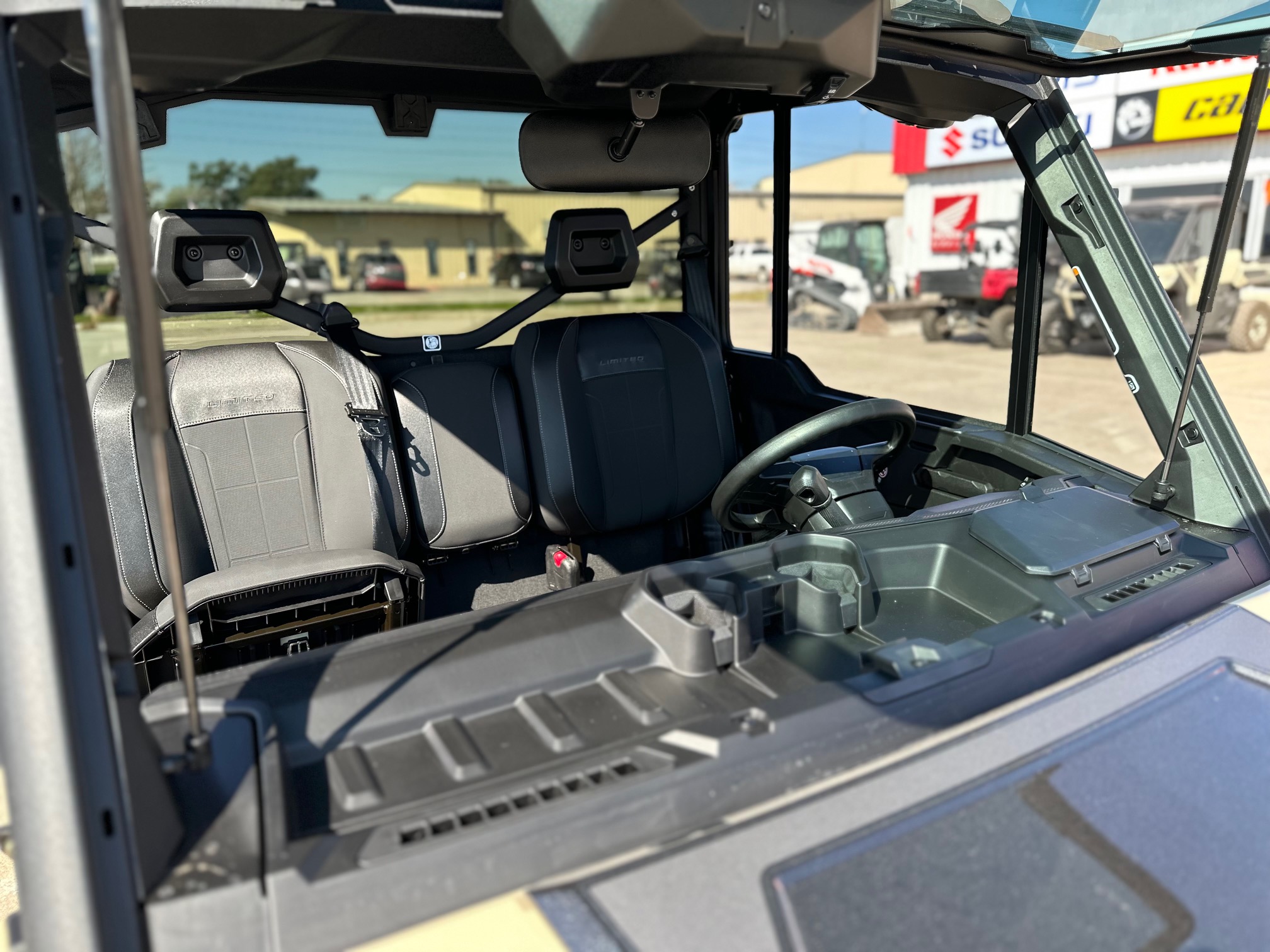 2026 Can-Am Defender Limited HD11 - Photo 15