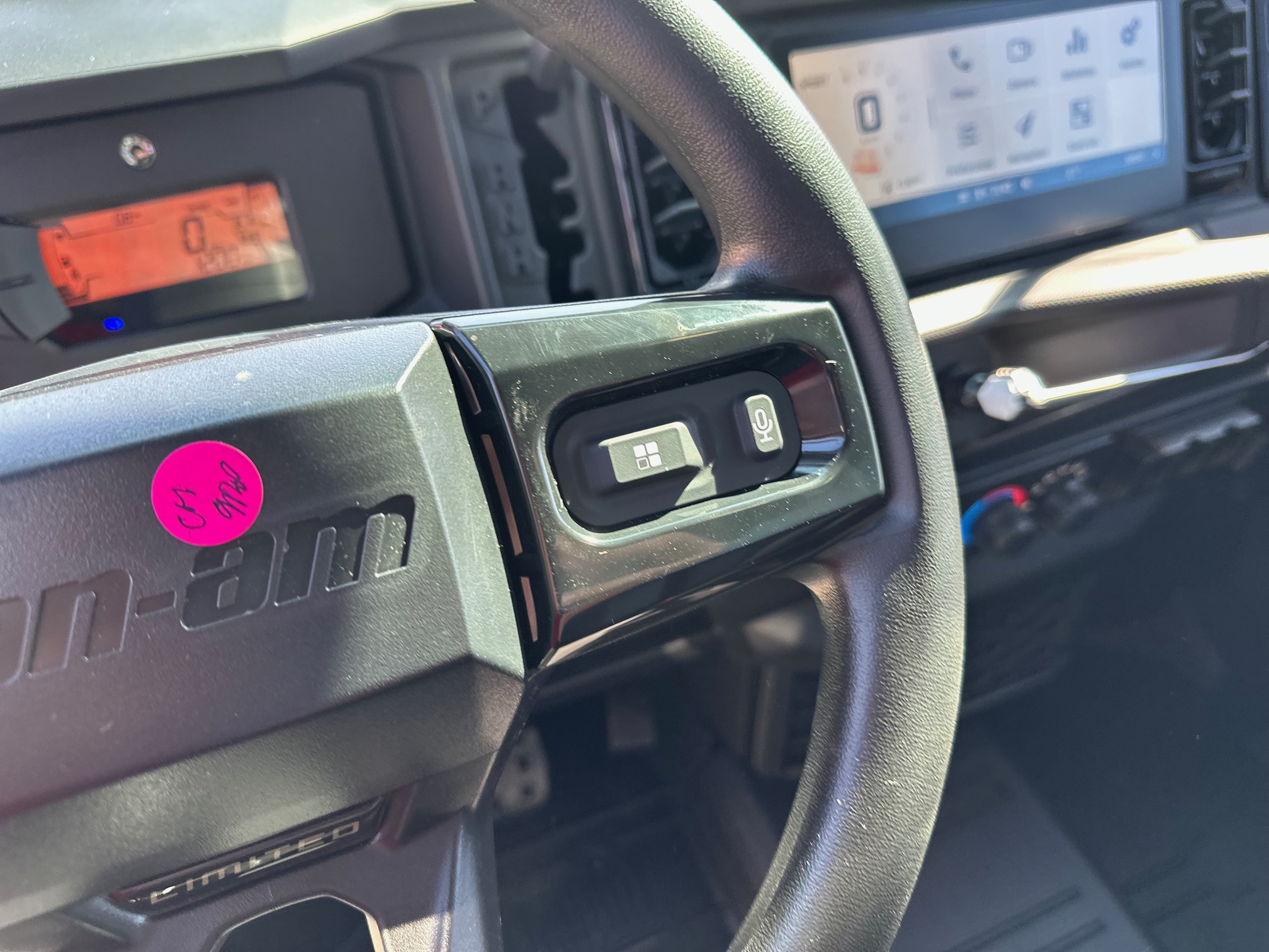 2026 Can-Am Defender Limited HD11 - Photo 19