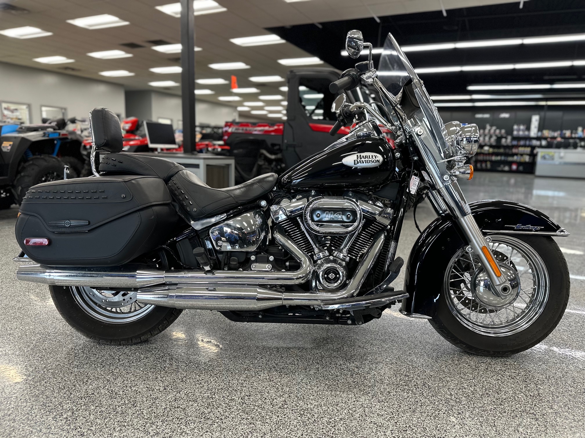 2022 Harley-Davidson® Heritage Classic 114