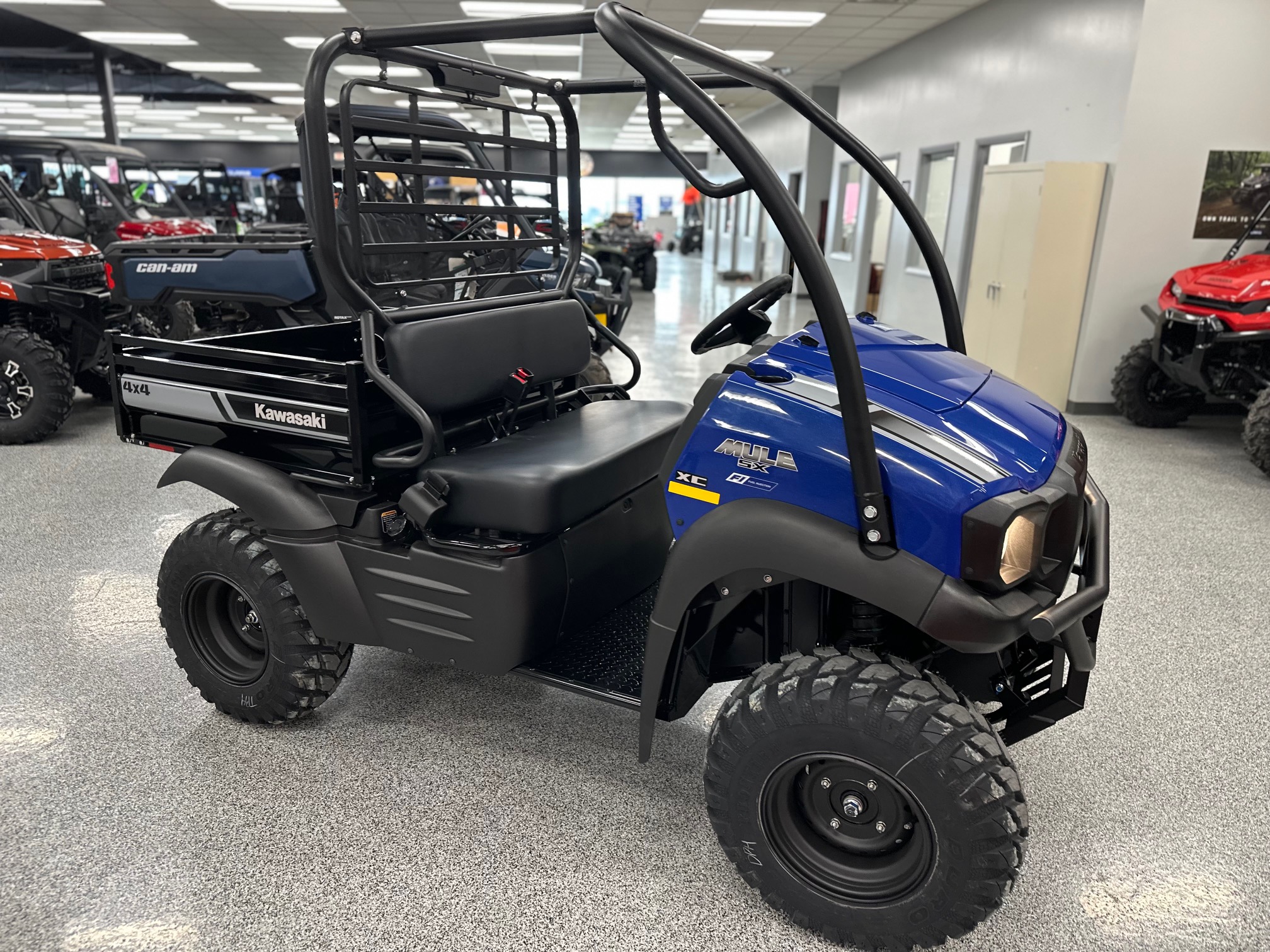 2026 Kawasaki MULE SX 4x4 XC - Photo 2
