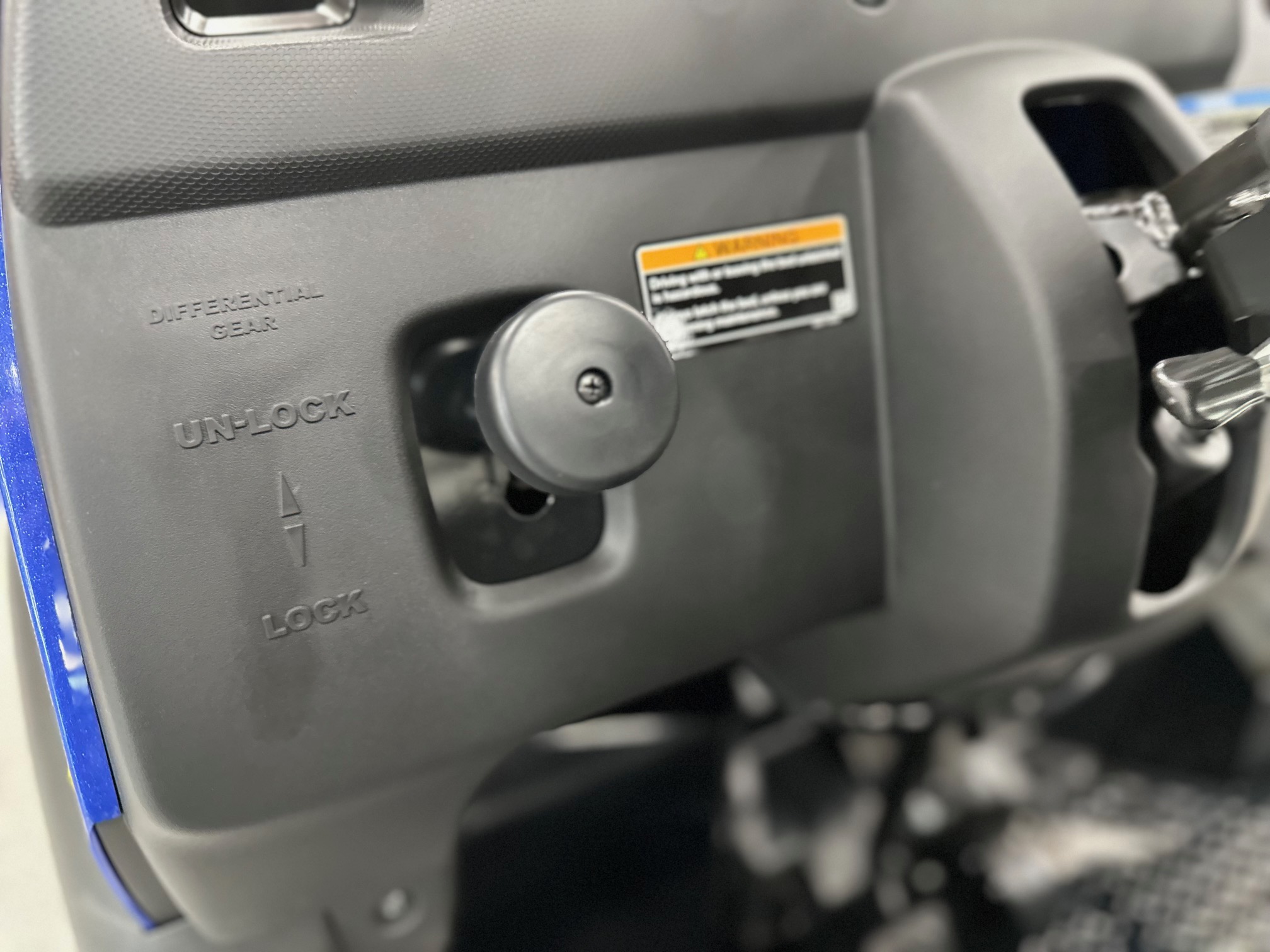 2026 Kawasaki MULE SX 4x4 XC - Photo 12