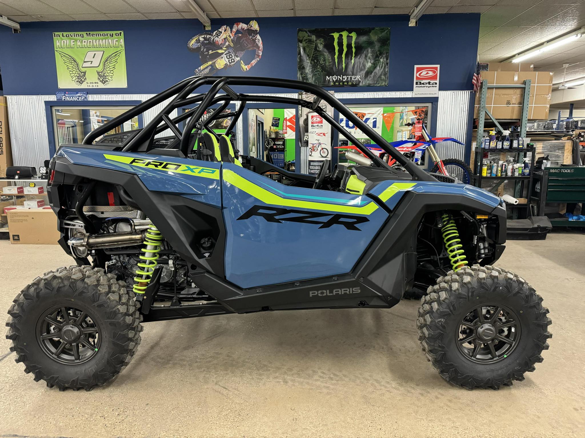 2025 Polaris RZR Pro XP Premium - Photo 6