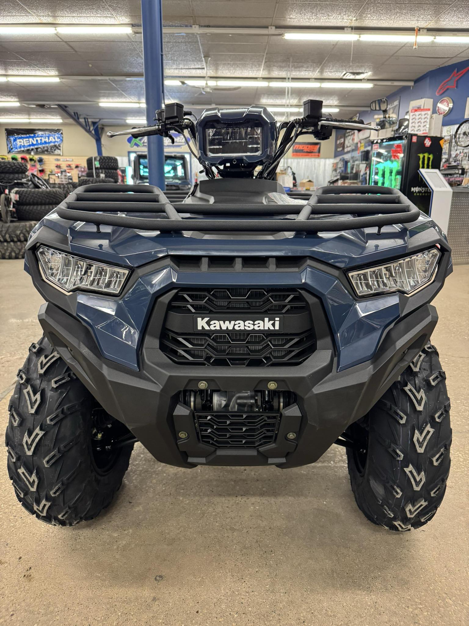2025 Kawasaki Brute Force 450 4X4 - Photo 6
