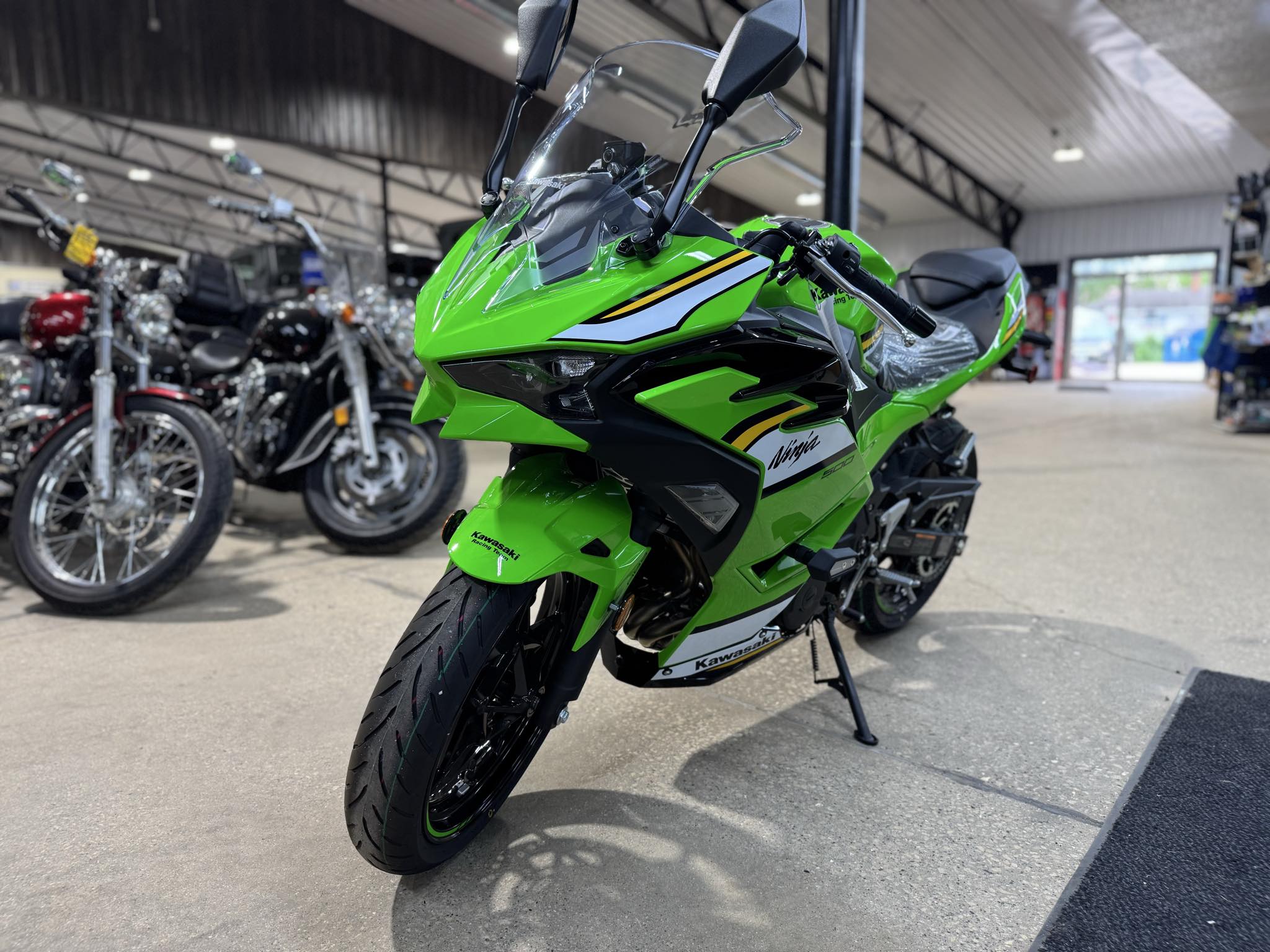 2025 Kawasaki Ninja 500 SE ABS - Photo 2