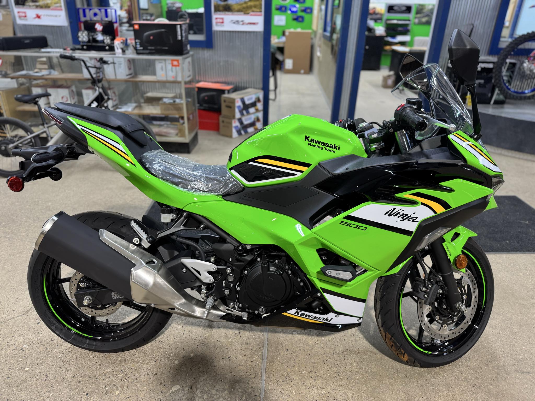 2025 Kawasaki Ninja 500 SE ABS - Photo 3