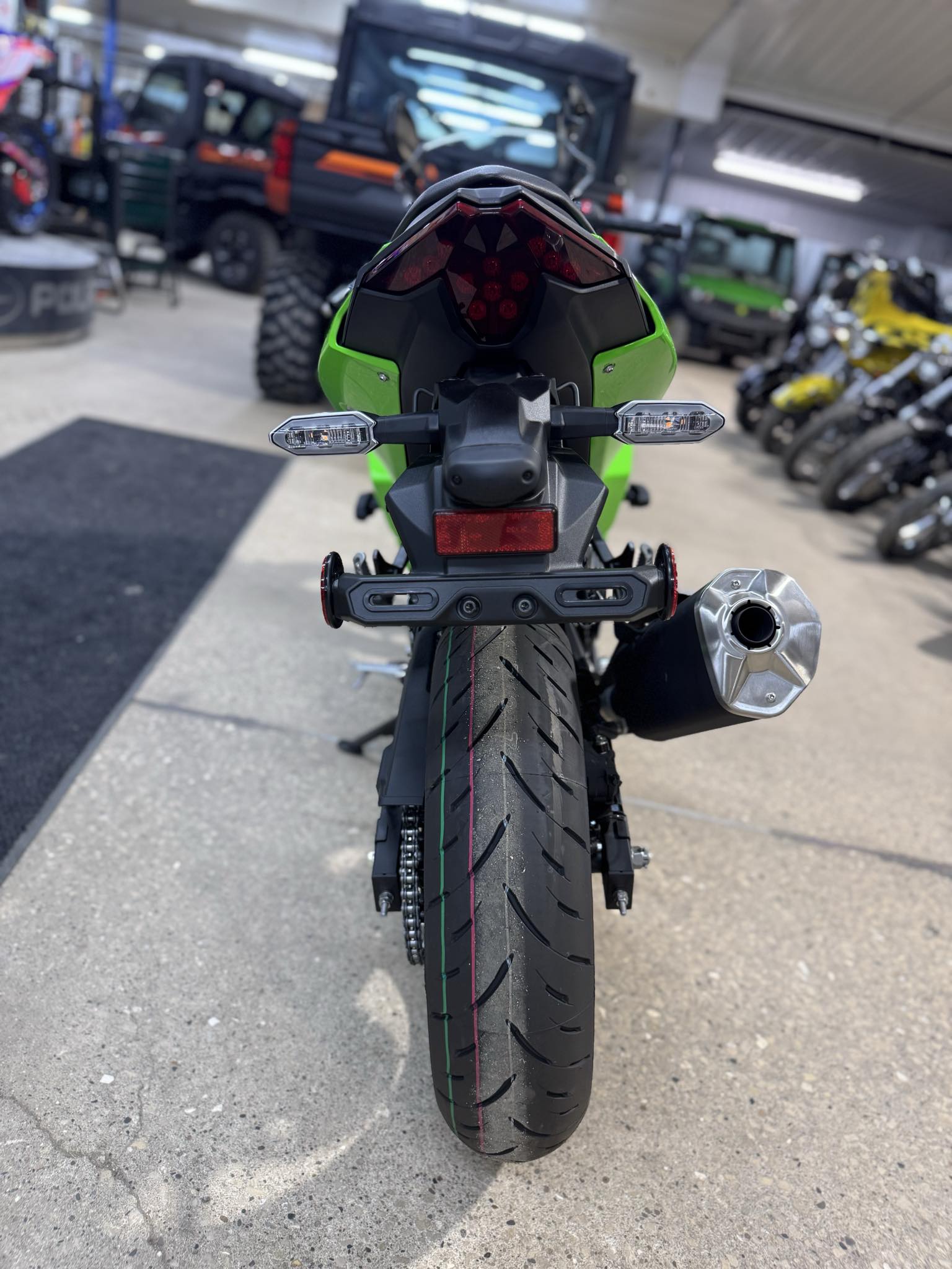 2025 Kawasaki Ninja 500 SE ABS - Photo 4