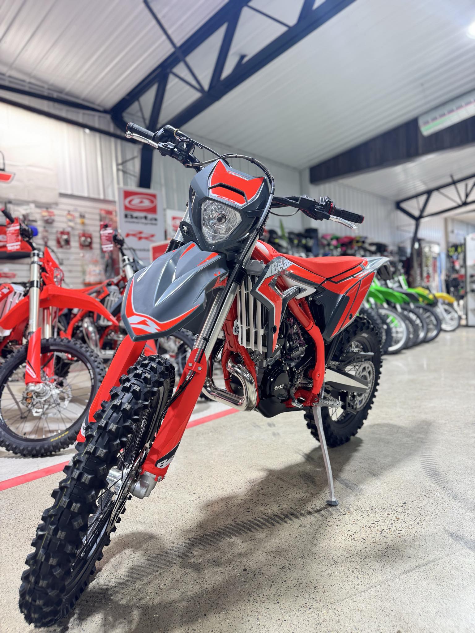 2026 Beta Motorcycles Xtrainer 300 - Photo 2