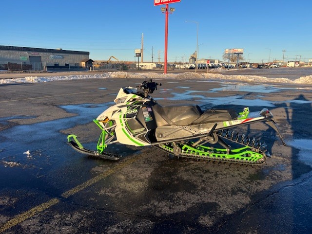 2015 Arctic Cat M8000