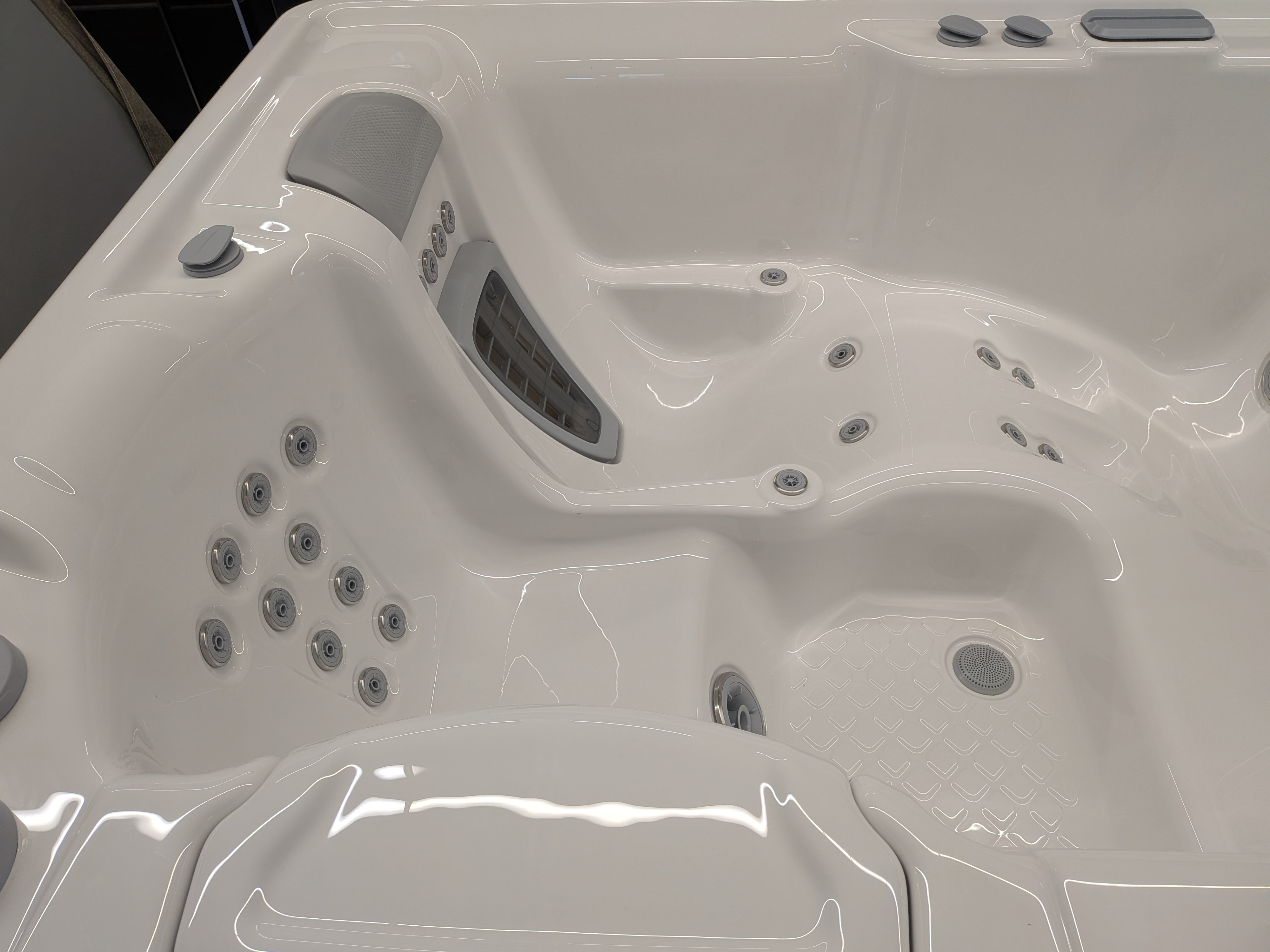 2025 Hot Spring Spas Jetsetter LX - Photo 7