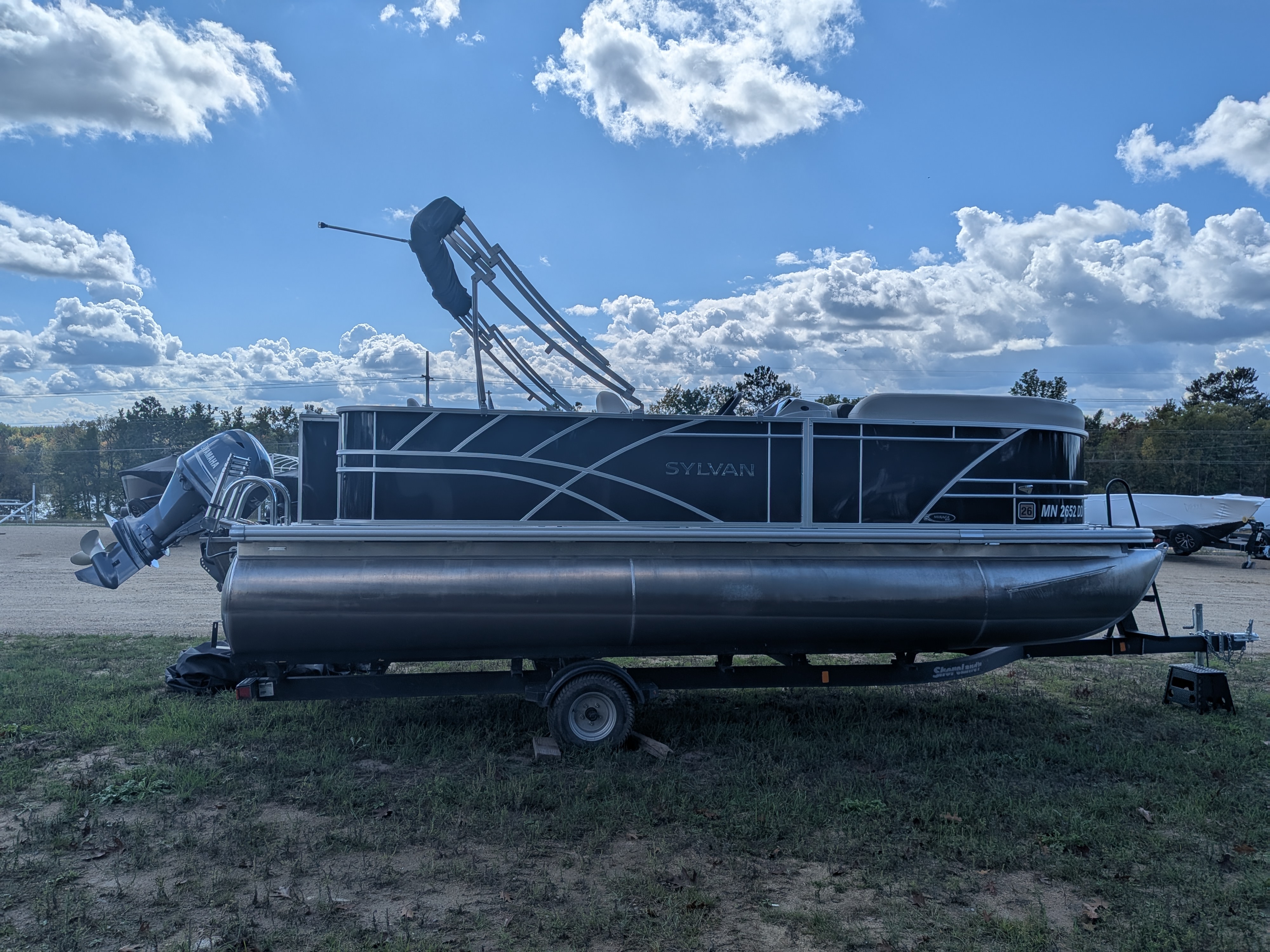 2025 Sylvan MIRAGE 820 PARTY FISH (2025 RENTAL) - Photo 2