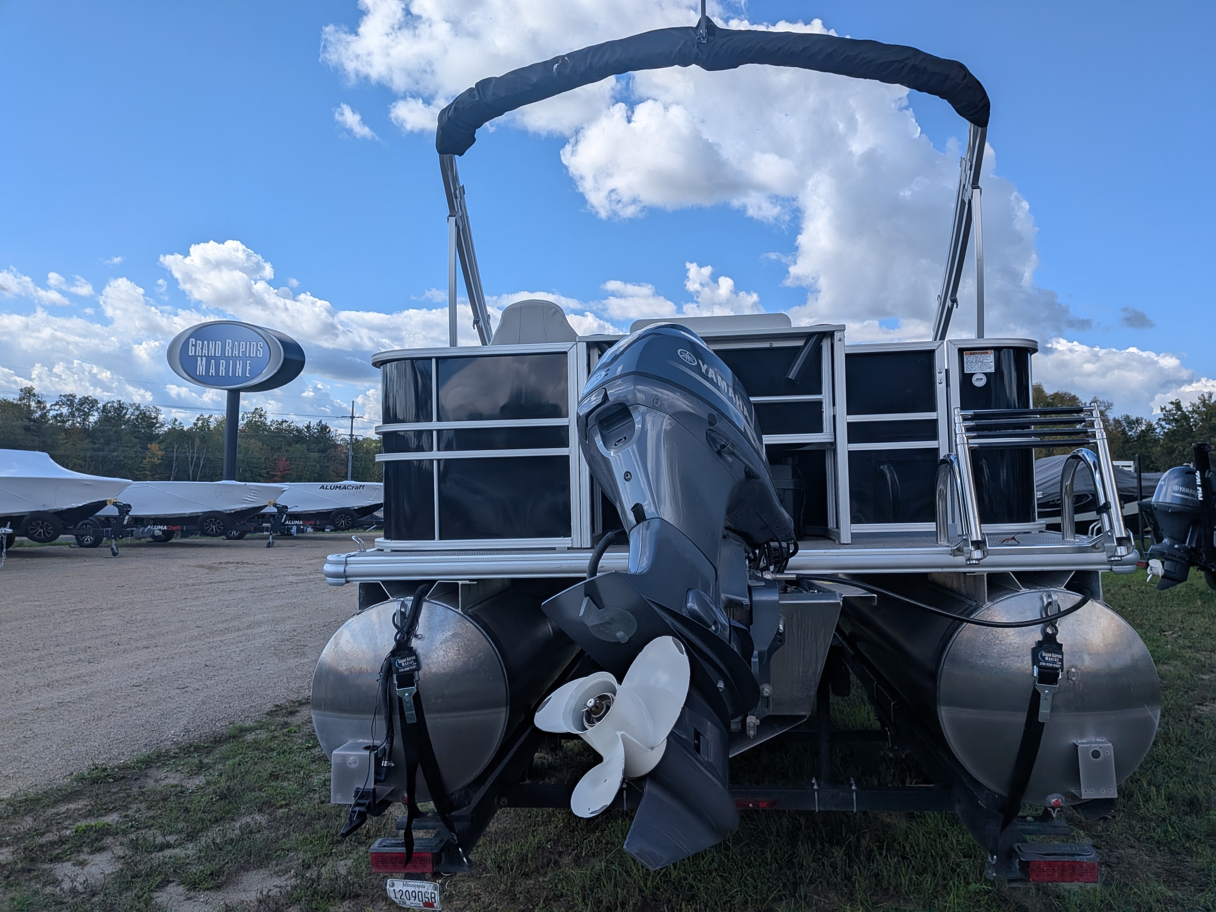 2025 Sylvan MIRAGE 820 PARTY FISH (2025 RENTAL) - Photo 12