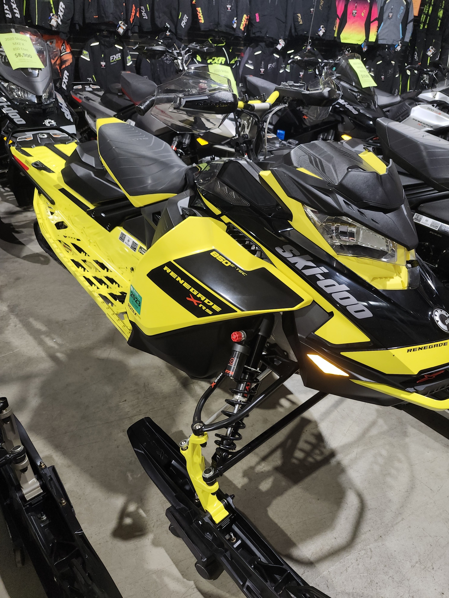 2021 Ski-Doo Renegade XRS 850 Etec - Photo 6