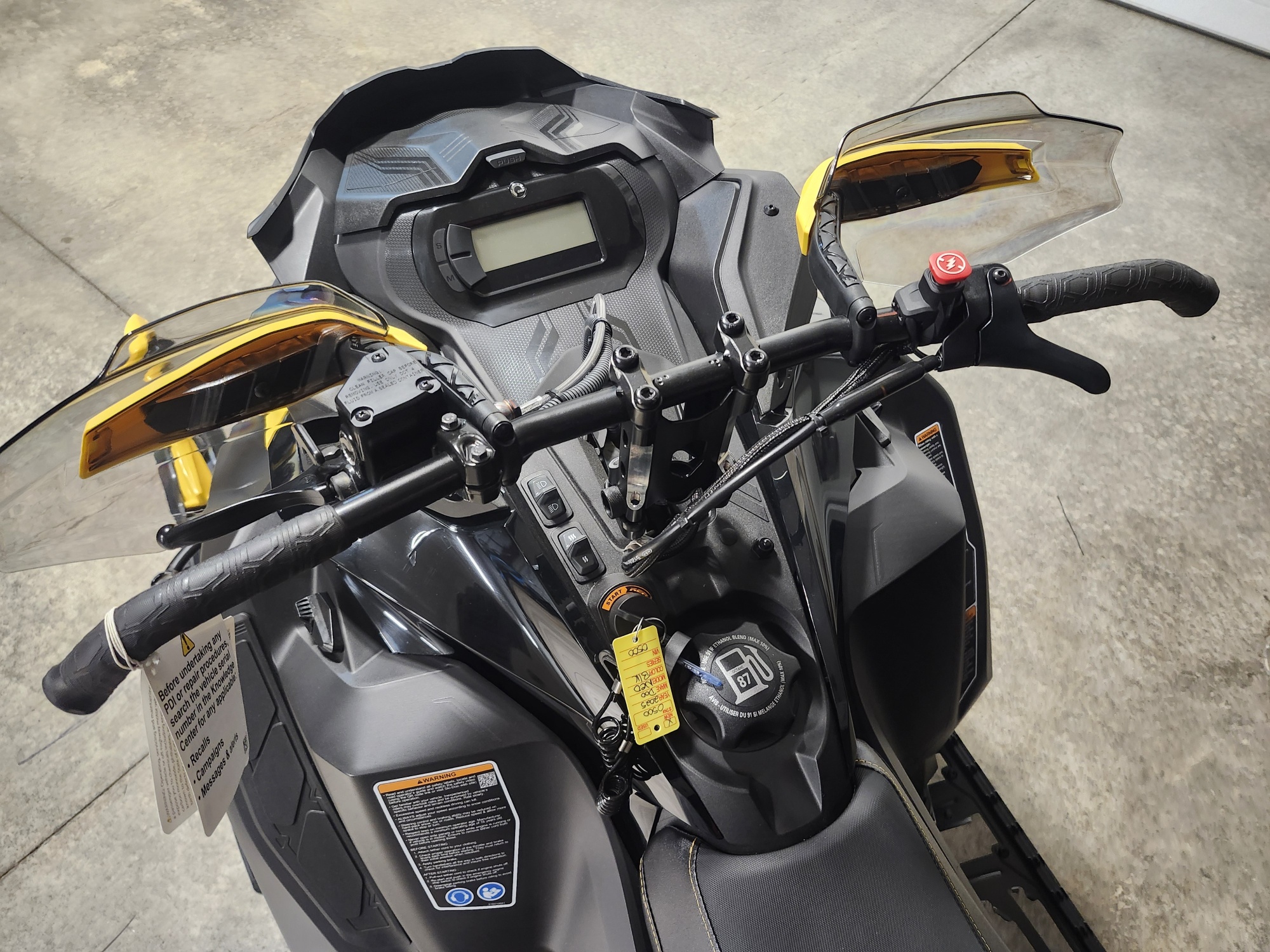 2025 Ski-Doo MXZ NEO PLUS BLK - Photo 6