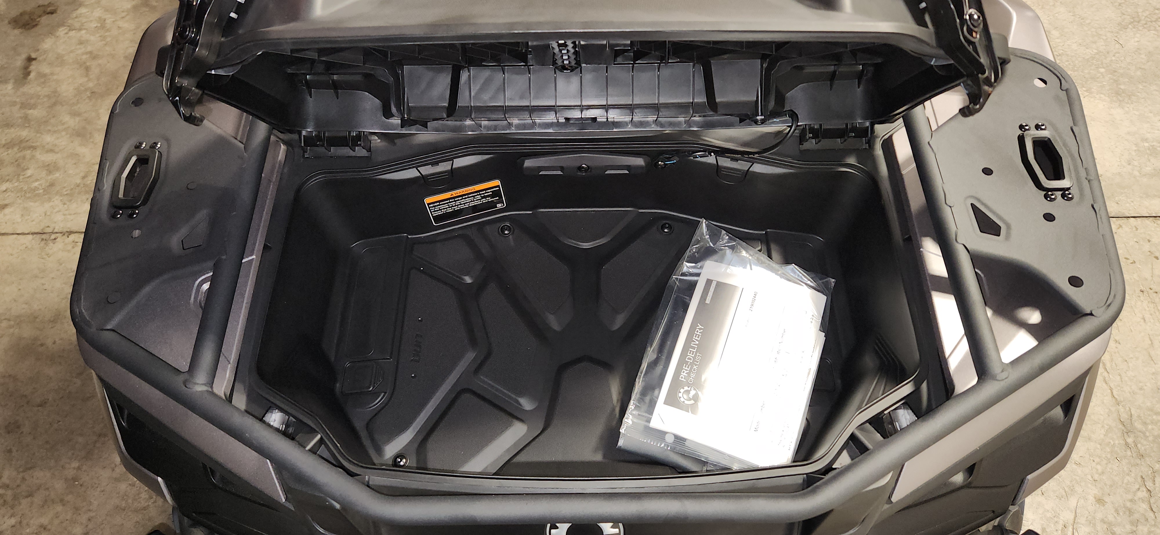 2025 Can-Am Outlander XT 700 satin - Photo 8