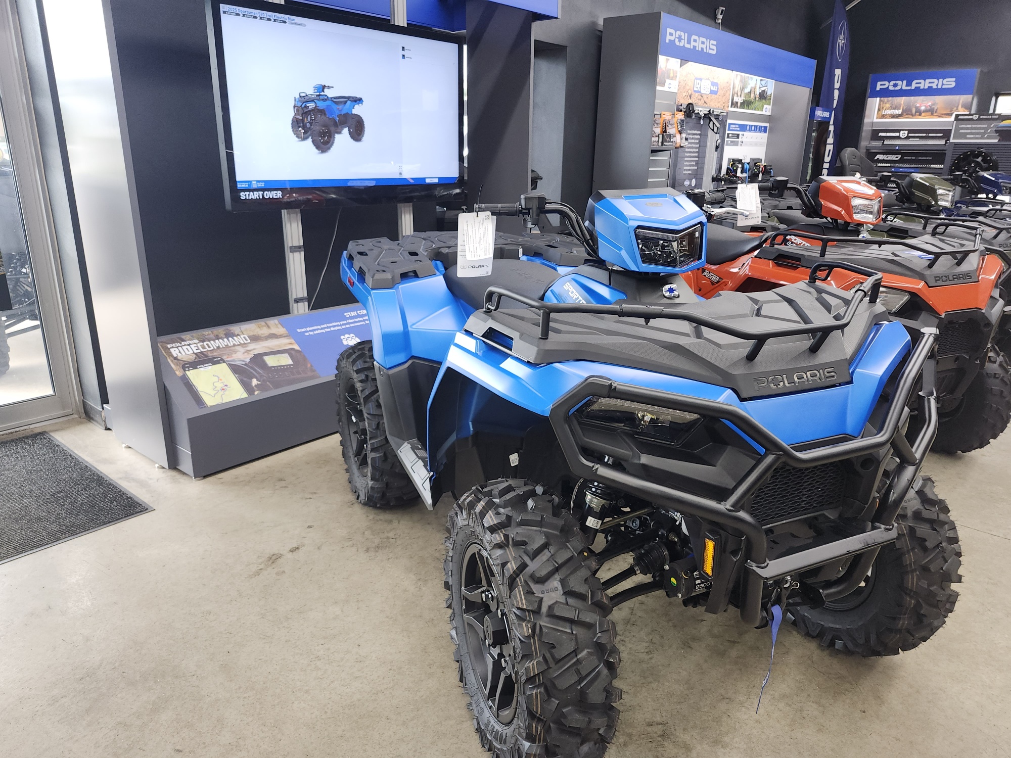 2025 Polaris Sportsman 570 Trail Blue - Photo 4