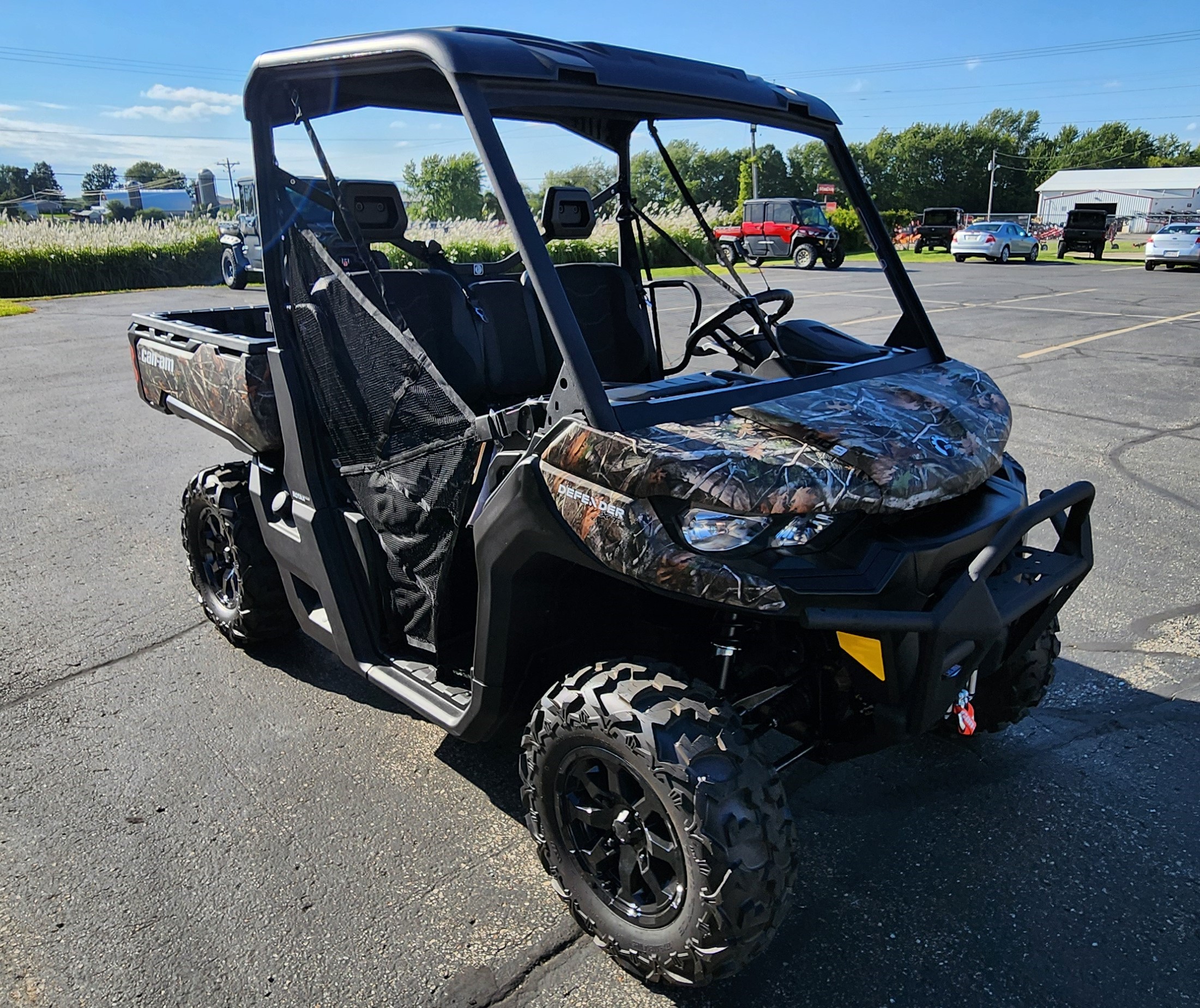 2025 Can-Am Defender HD 9 XT CAMO - Photo 3