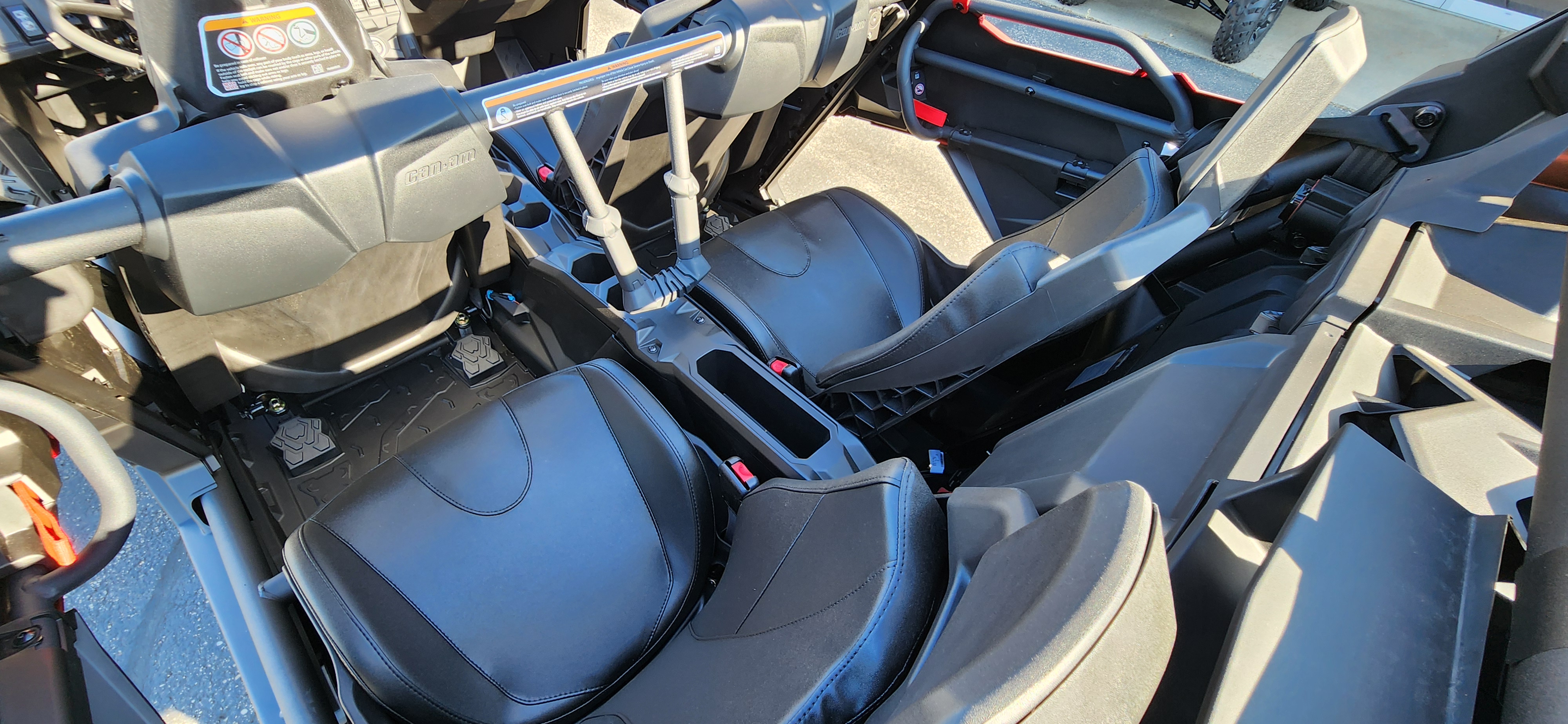 2025 Can-Am Maverick Max DS Turbo Sil/Red - Photo 7